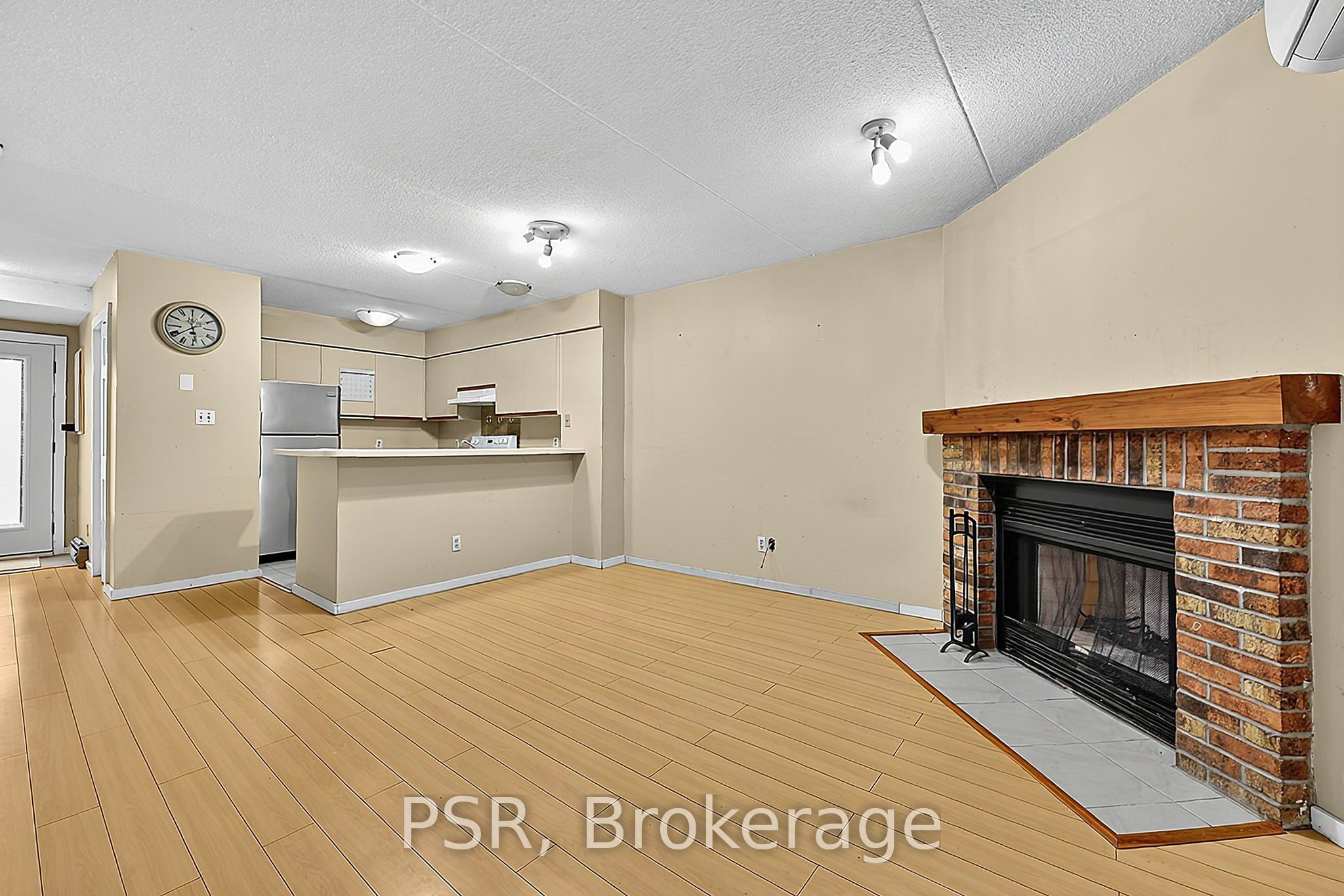 49 Trott Boulevard 183 Property Photo 12