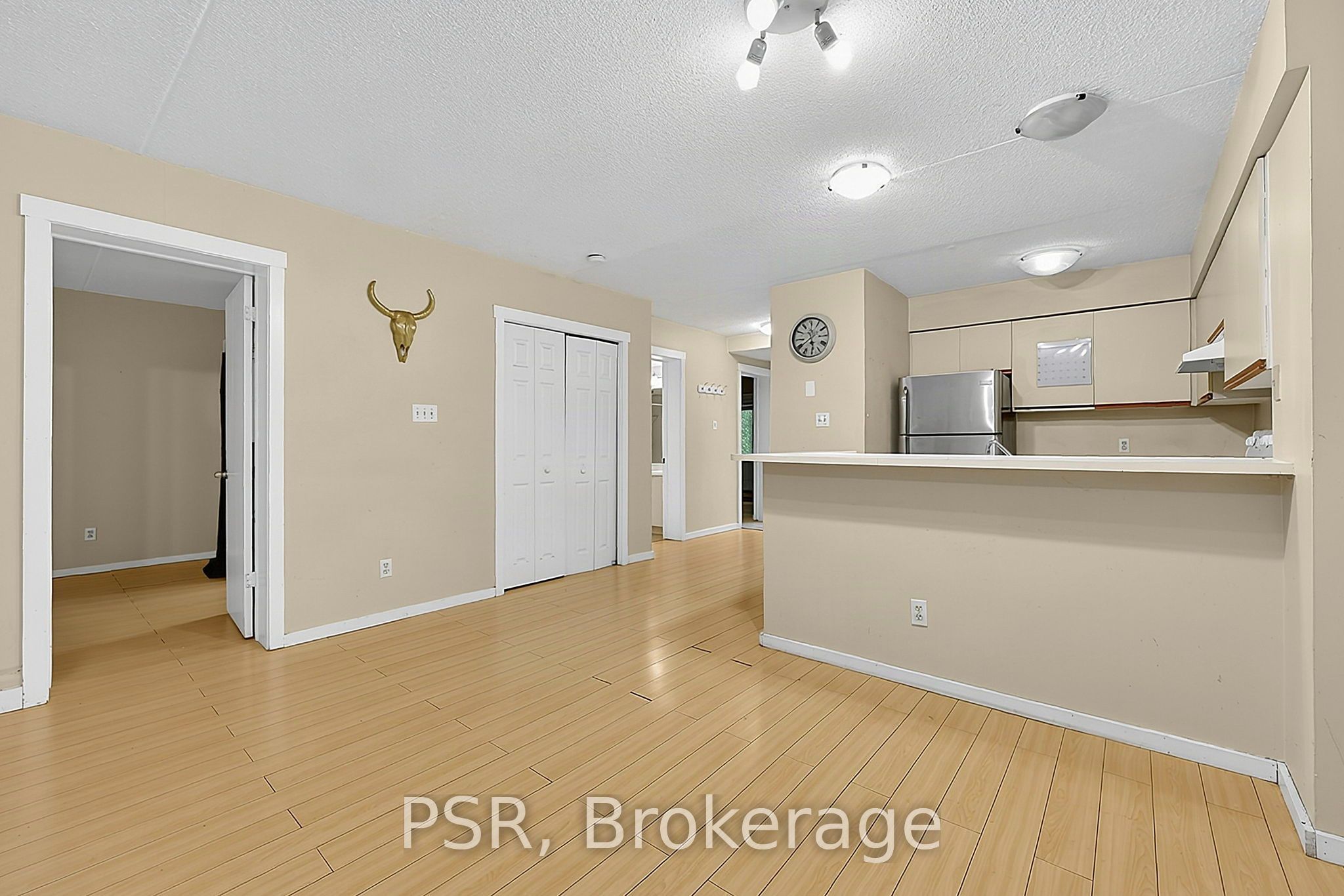 49 Trott Boulevard 183 Property Photo 13