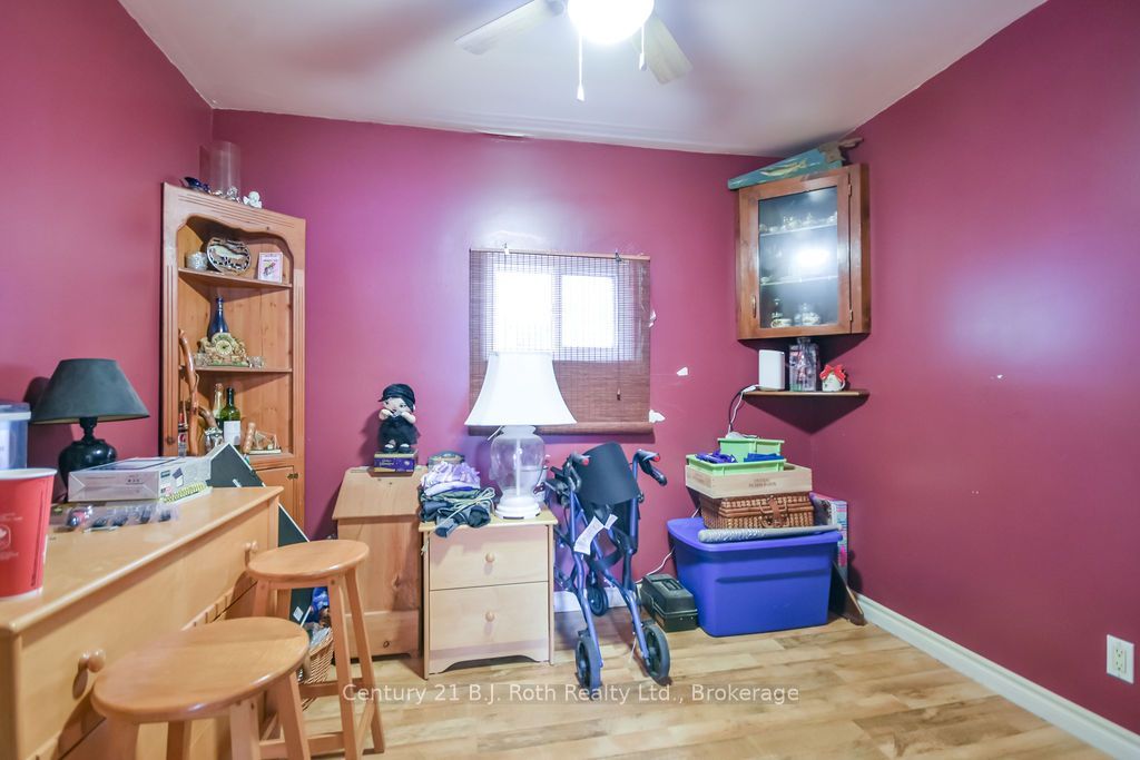 246 Gill Street Property Photo 11
