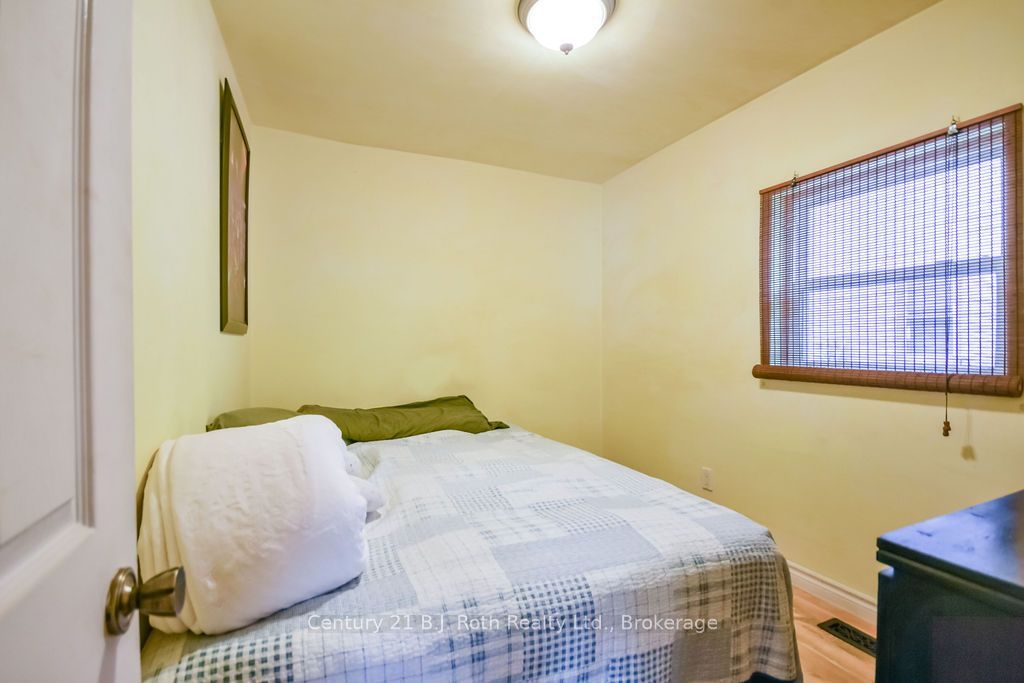 246 Gill Street Property Photo 15