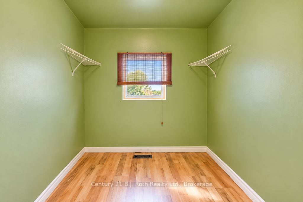 246 Gill Street Property Photo 18