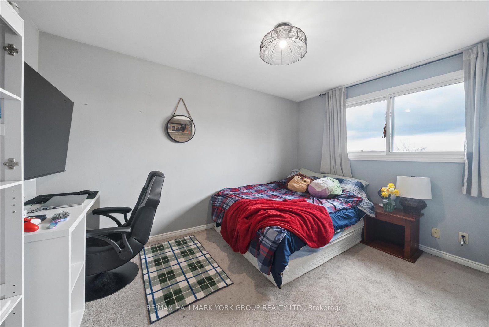 41 Laurentian Lane Property Photo 30