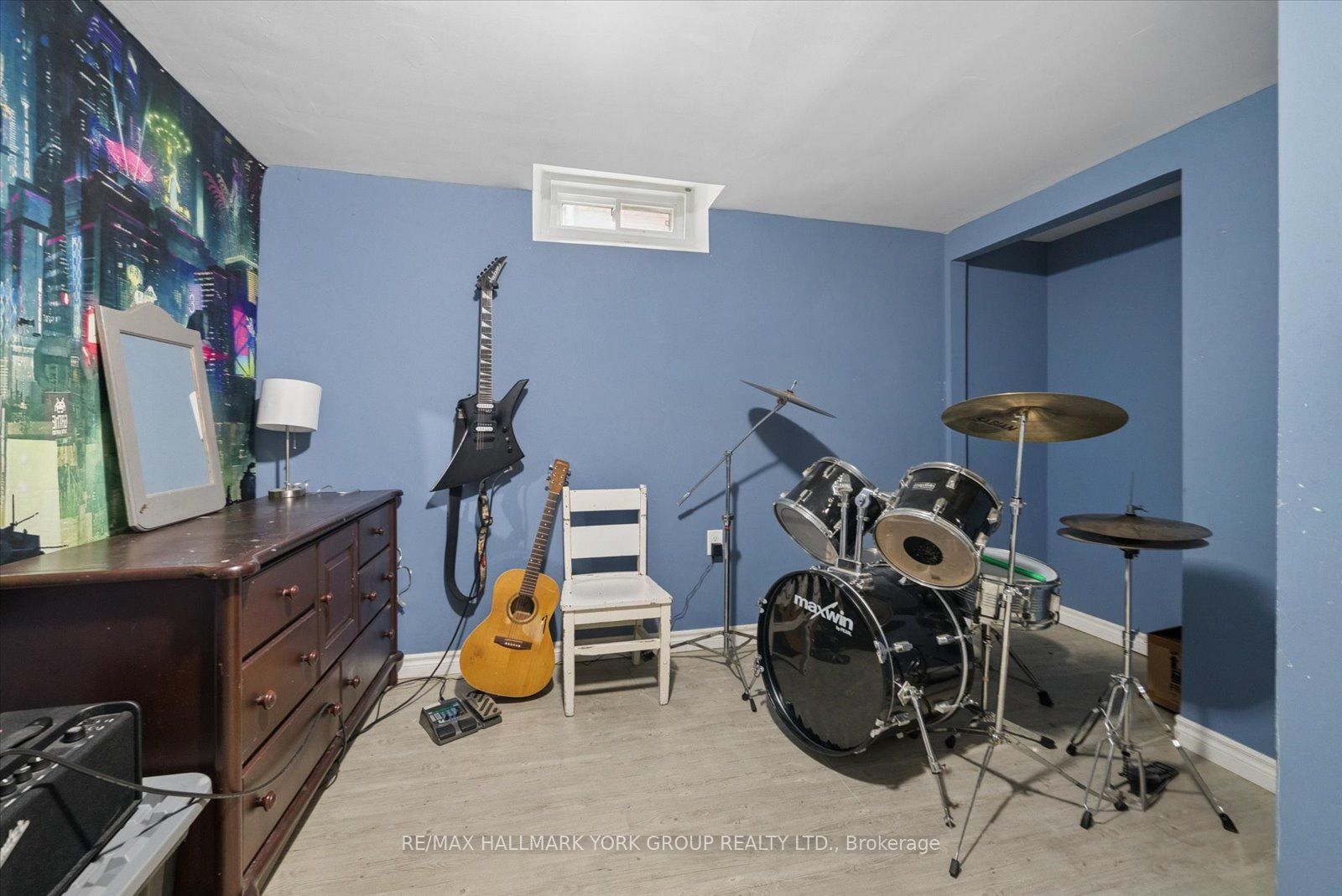 41 Laurentian Lane Property Photo 40