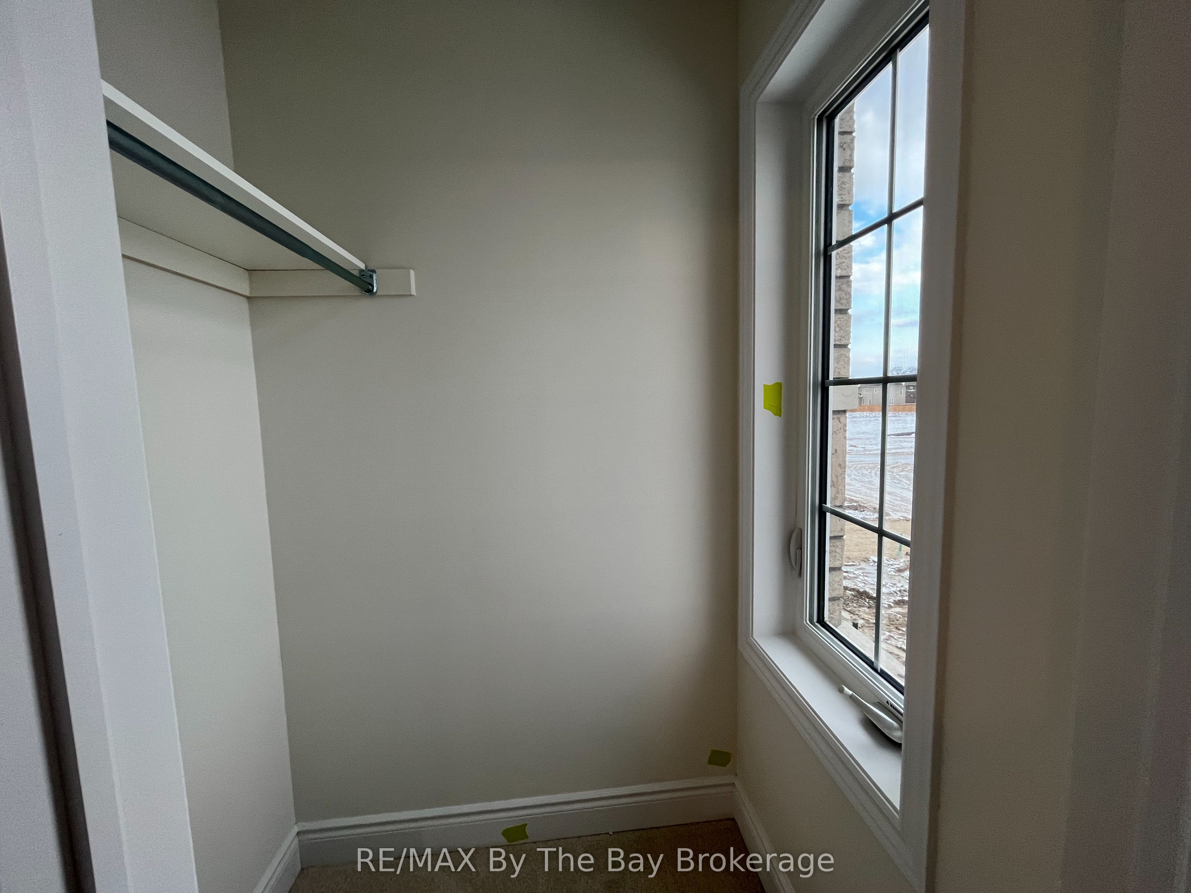 17 Carriage Lane Property Photo 15