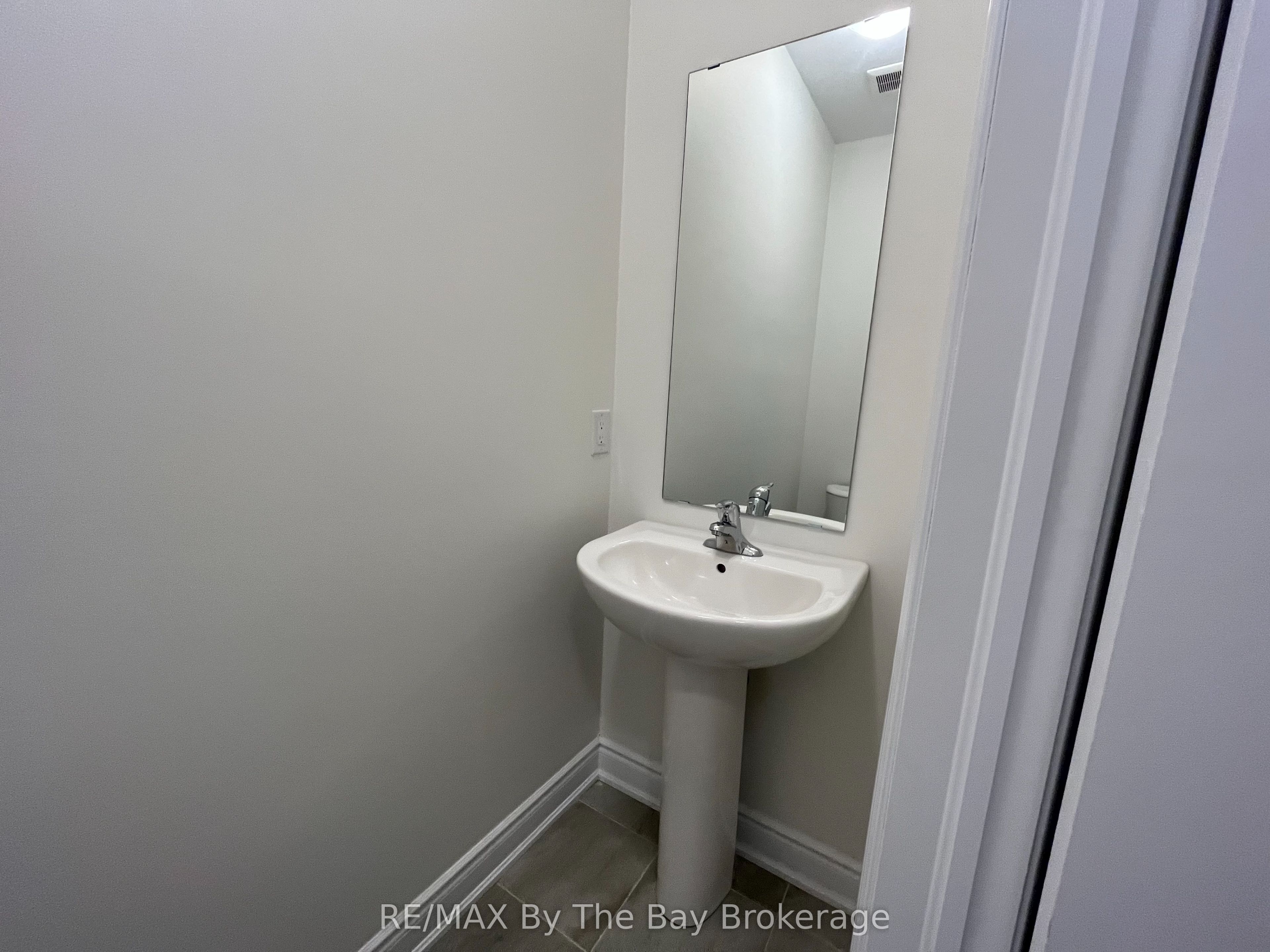 17 Carriage Lane Property Photo 22
