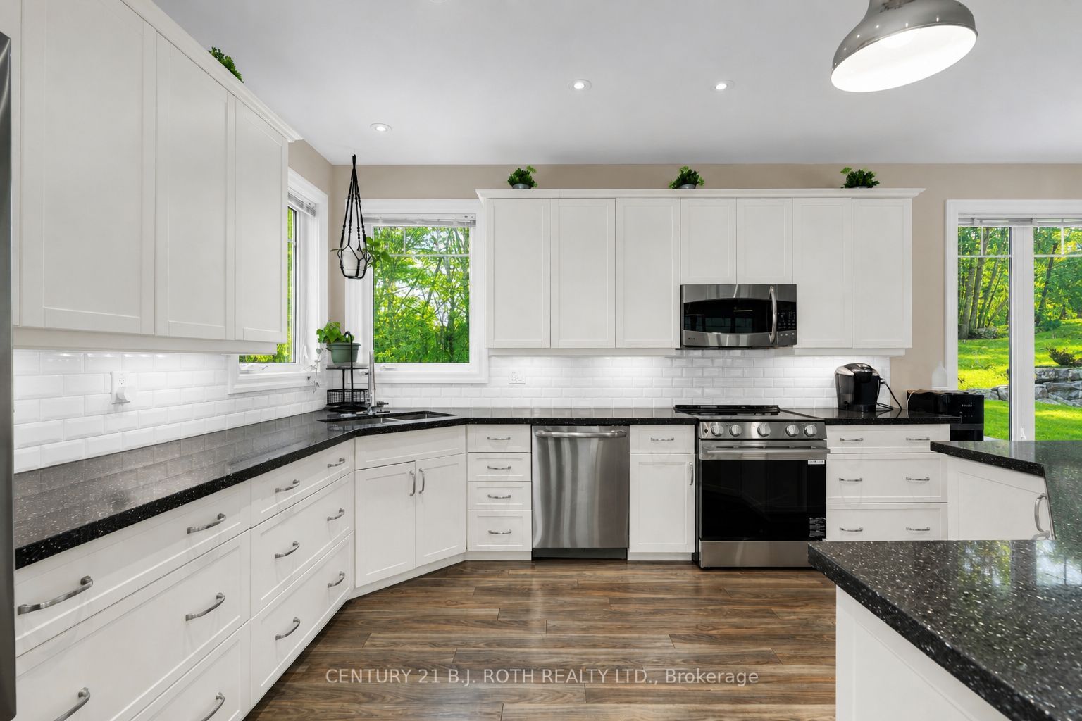 2700 Line 4 N Property Photo 12