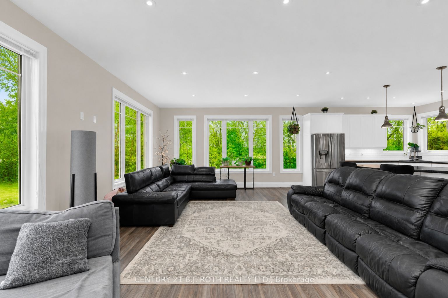 2700 Line 4 N Property Photo 16