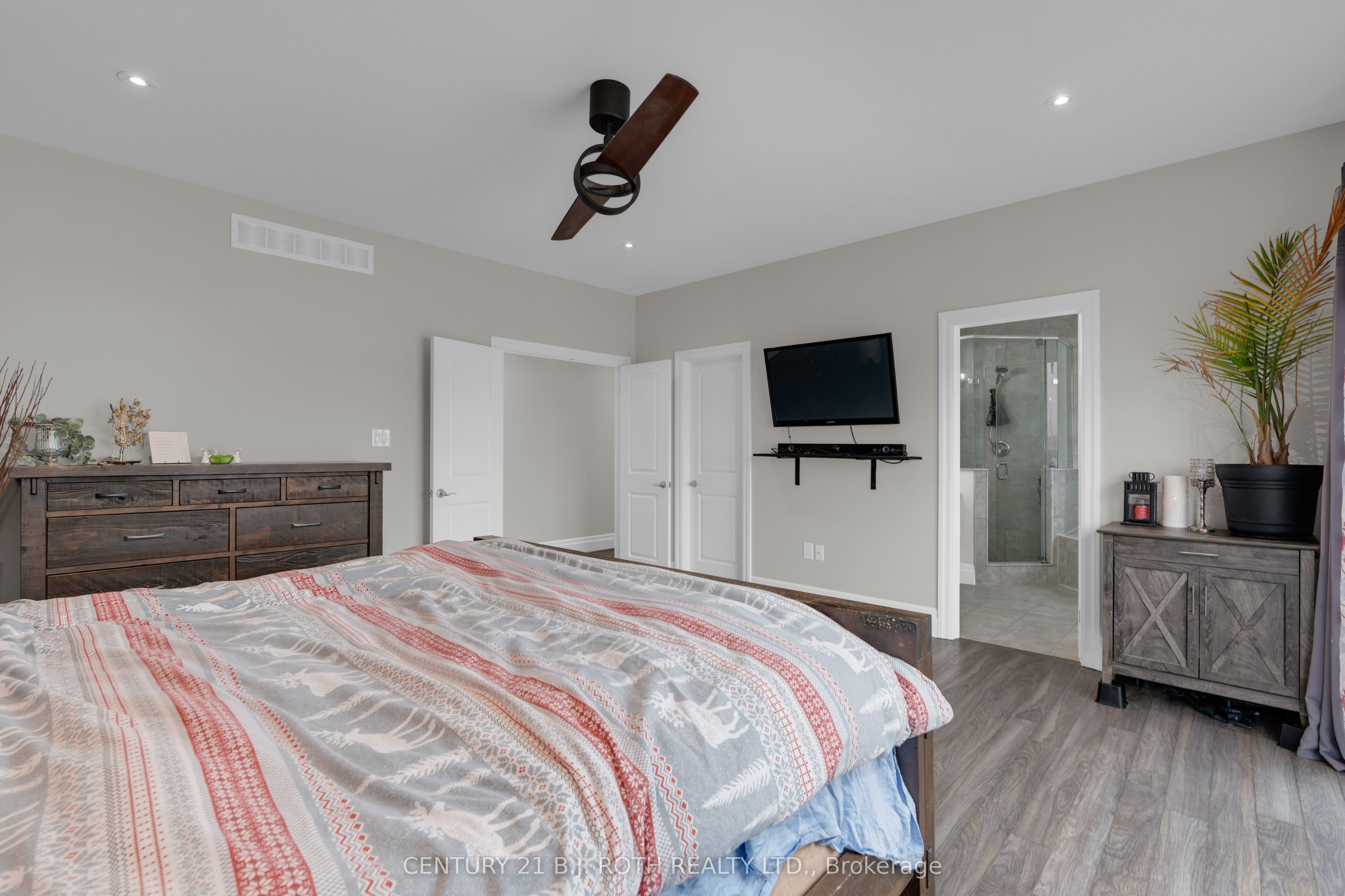 2700 Line 4 N Property Photo 19
