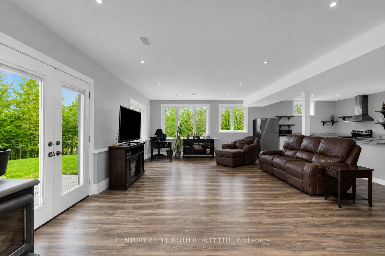 2700 Line 4 N Property Photo 29
