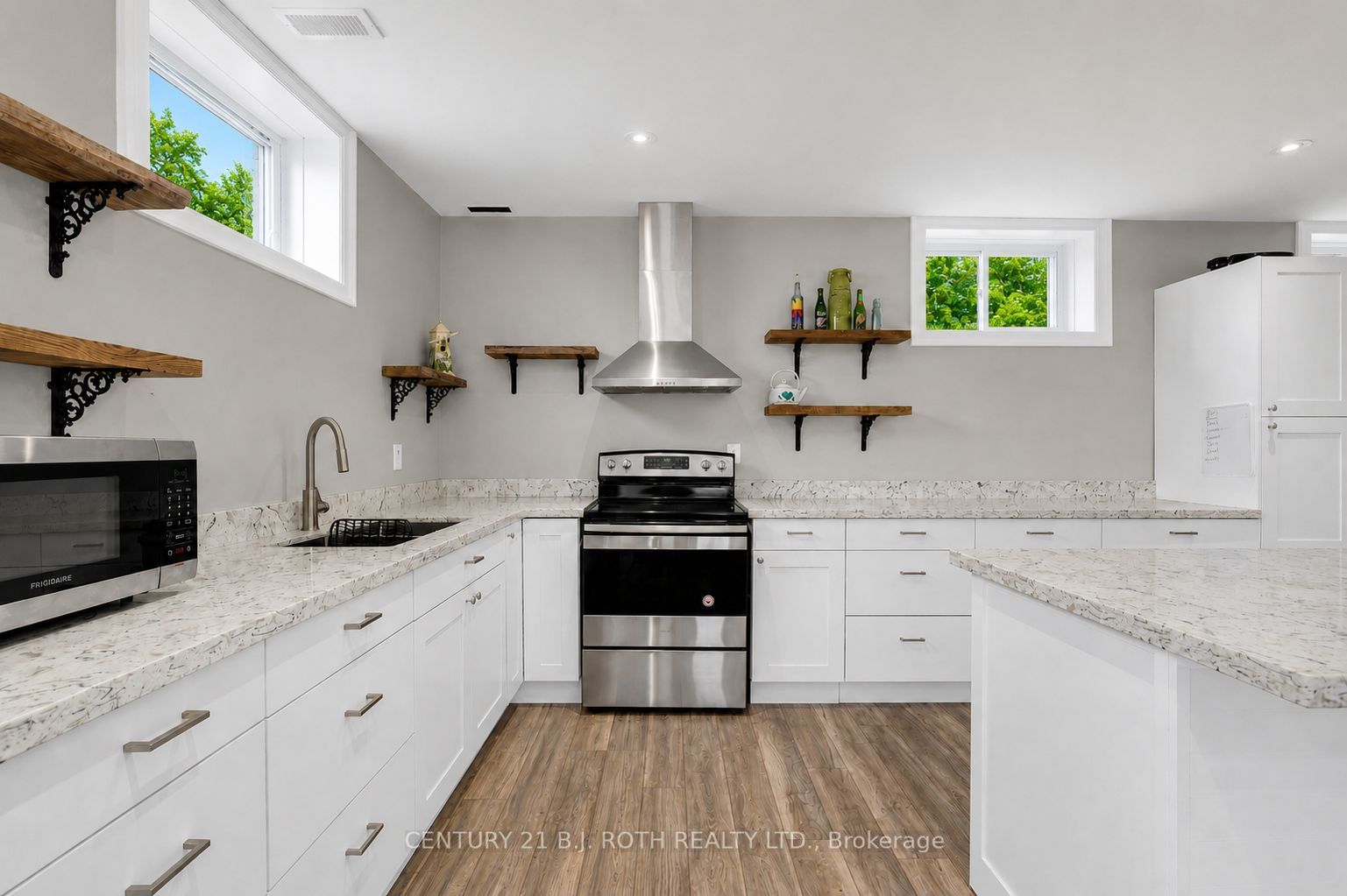 2700 Line 4 N Property Photo 31