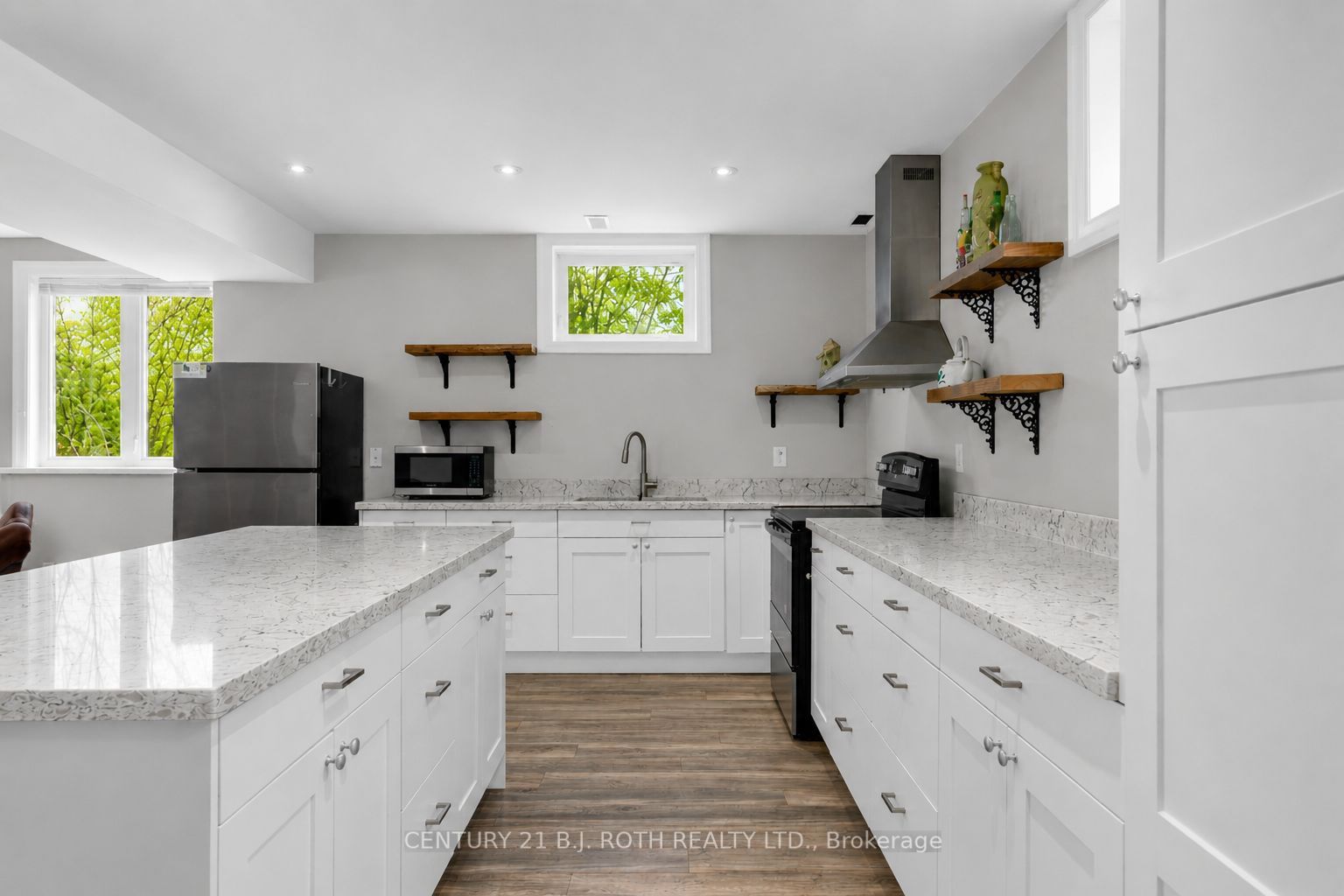 2700 Line 4 N Property Photo 32