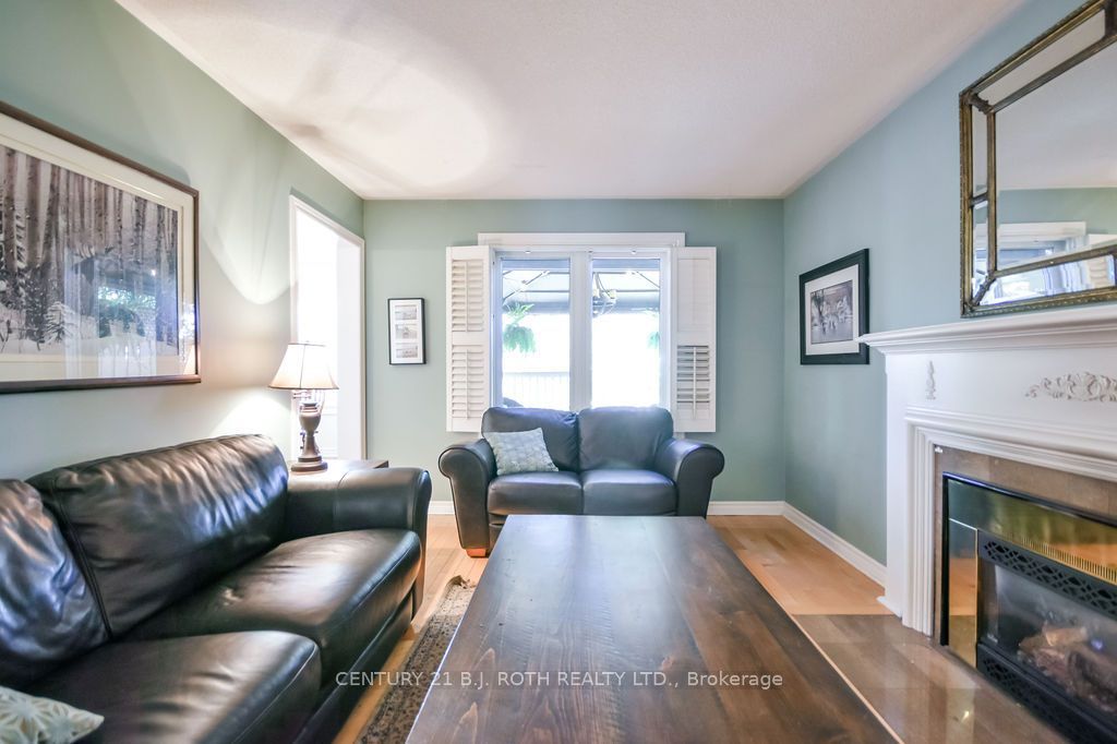 24 Grand Forest Drive Property Photo 16