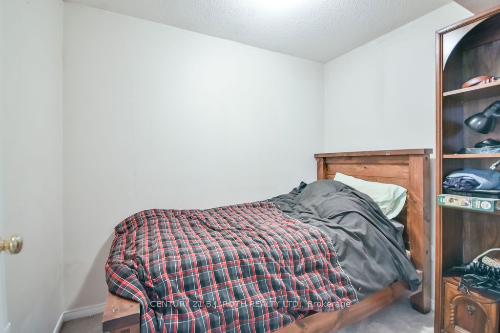 24 Grand Forest Drive Property Photo 46