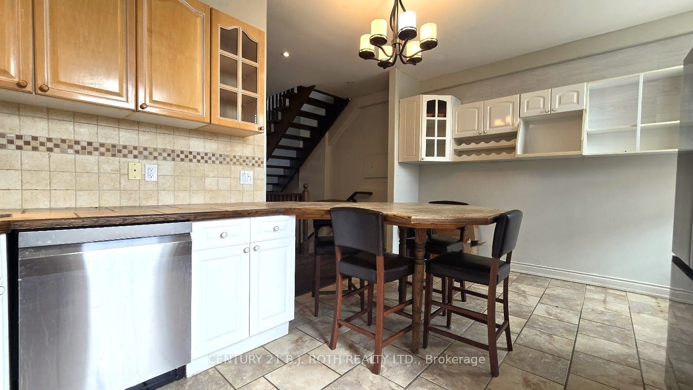 41 Dunlop Street E 1 Property Photo 5