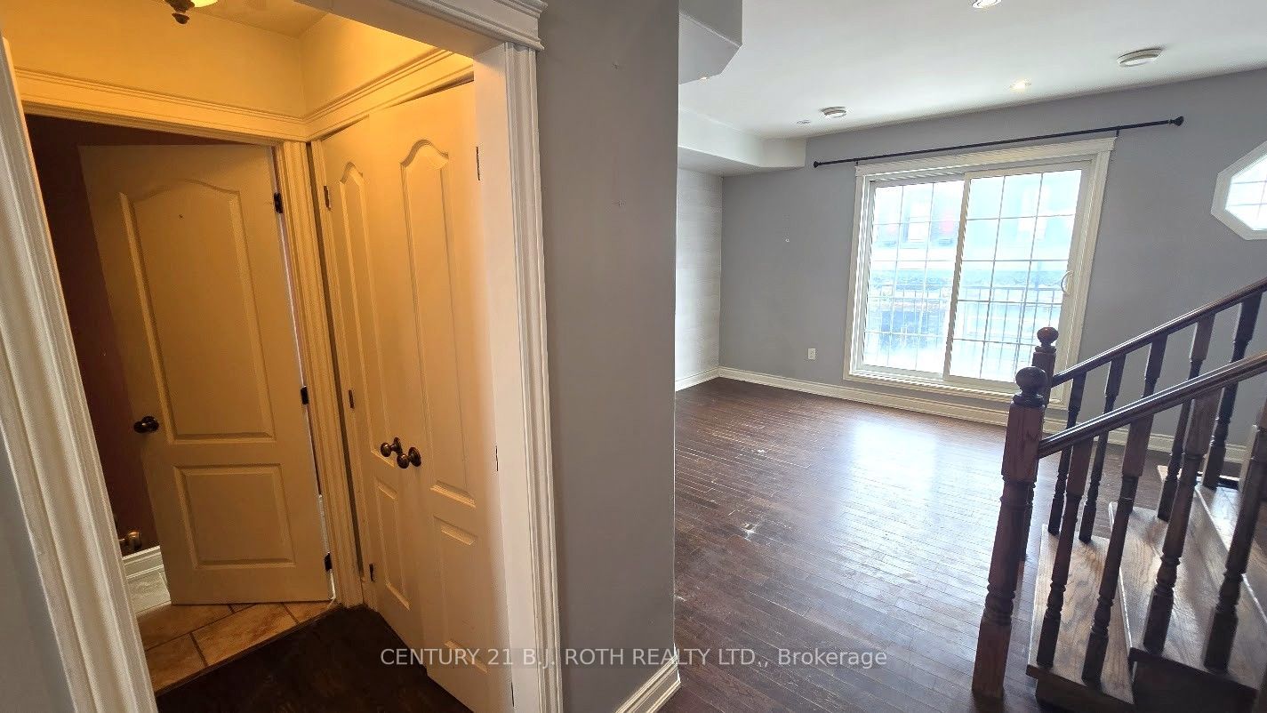 41 Dunlop Street E 1 Property Photo 10