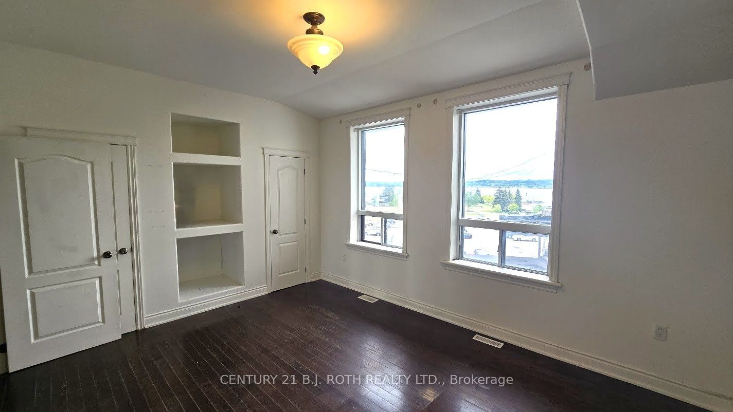 41 Dunlop Street E 1 Property Photo 13