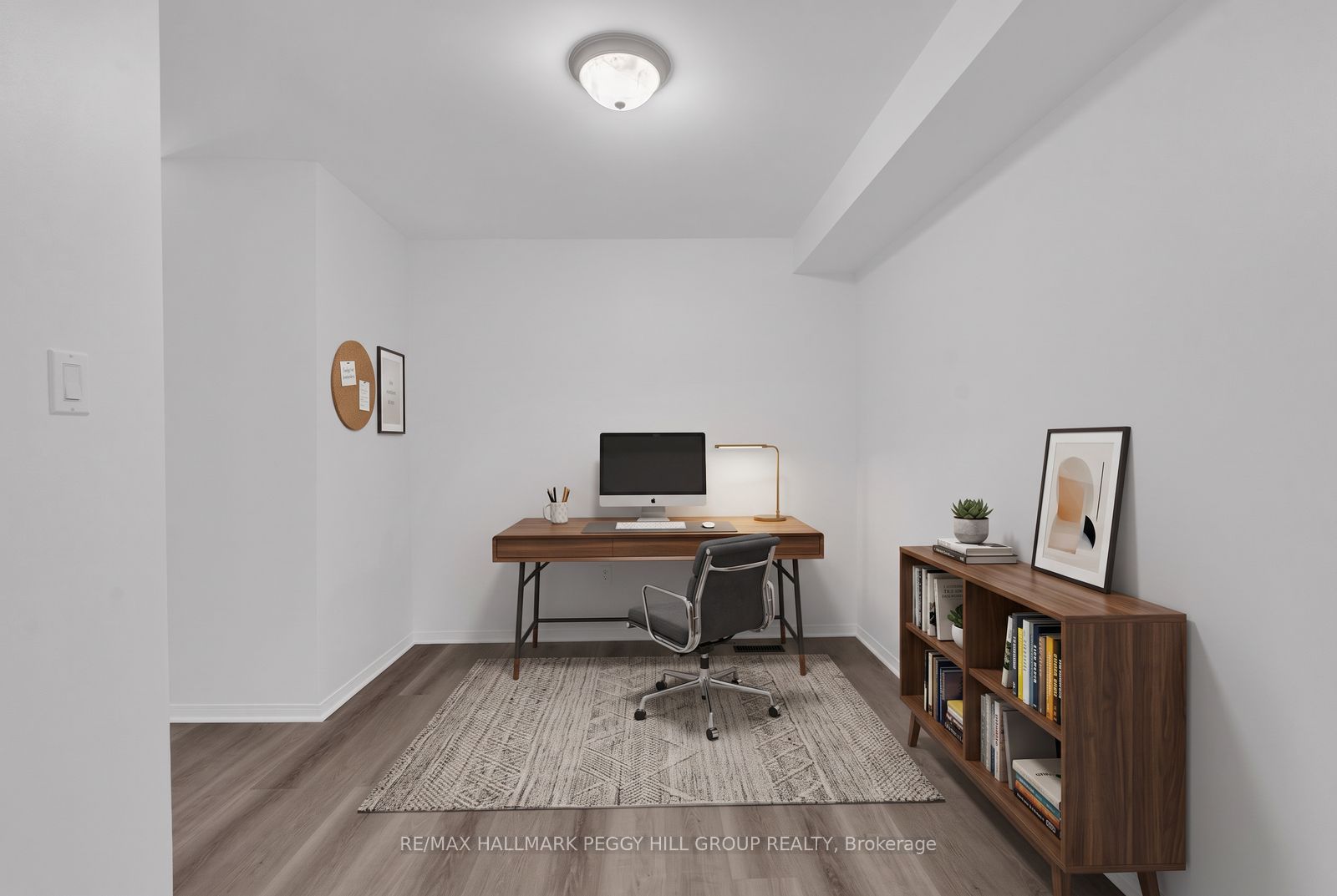 165 Kozlov Street 28 Property Photo 8