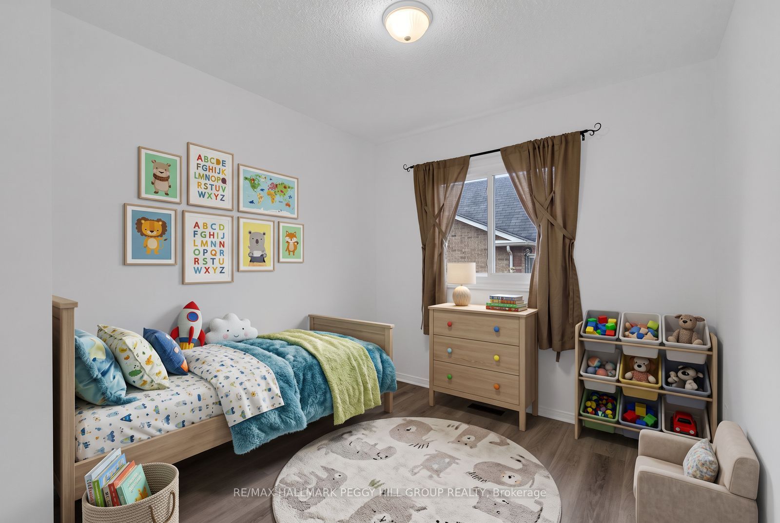 165 Kozlov Street 28 Property Photo 14