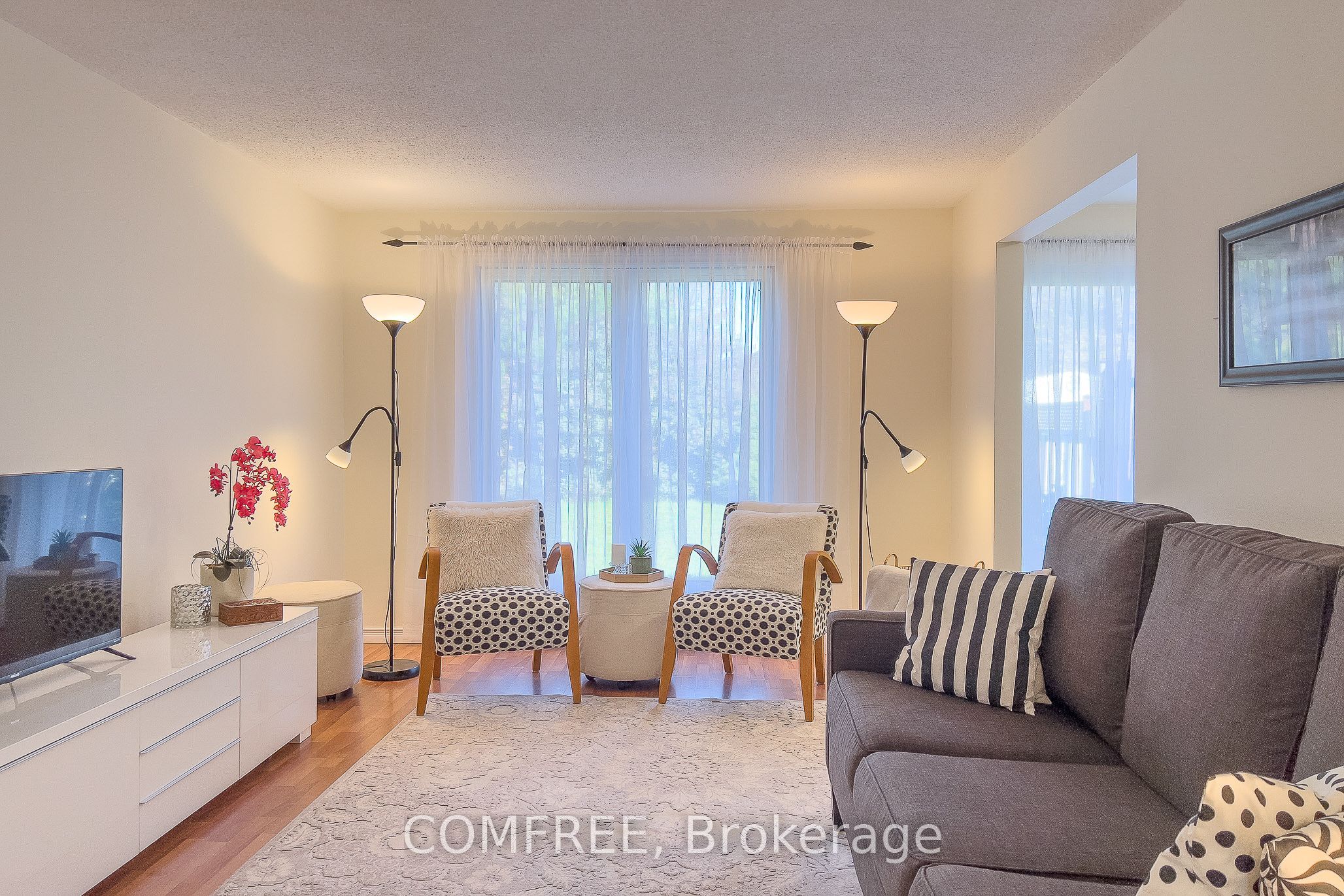 28 Bluejay Drive Property Photo 2