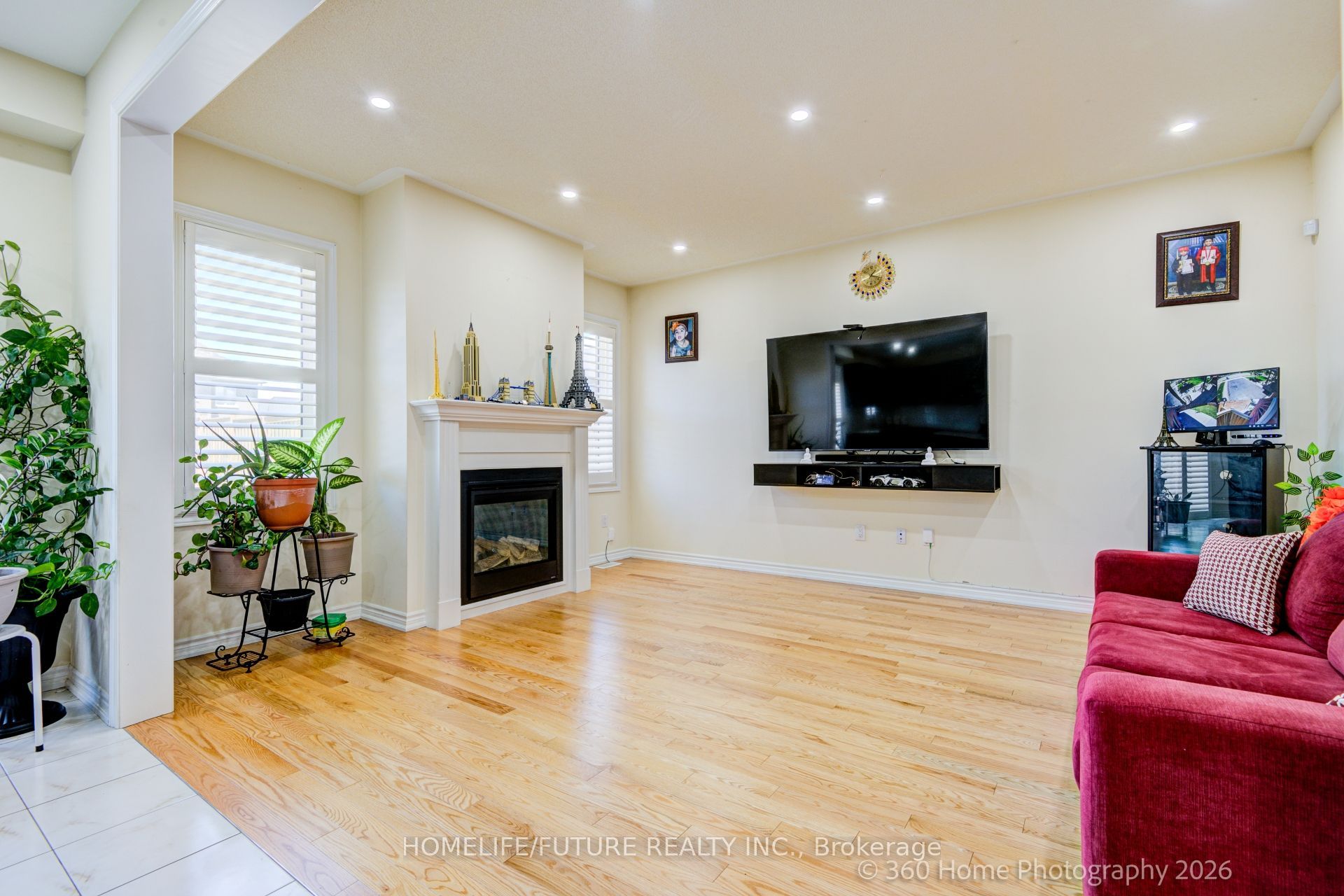 42 Samuel Crescent Property Photo 12