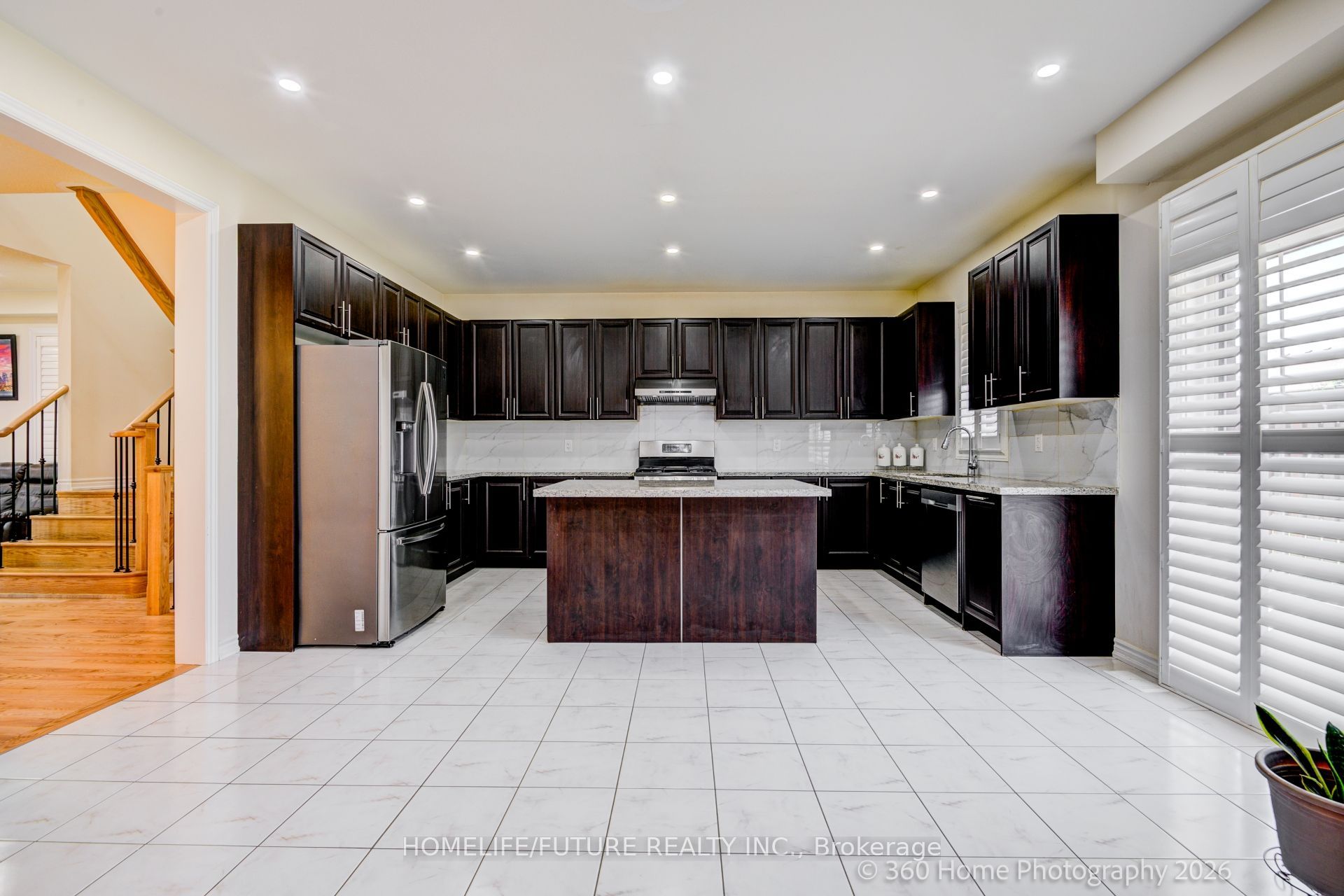 42 Samuel Crescent Property Photo 14