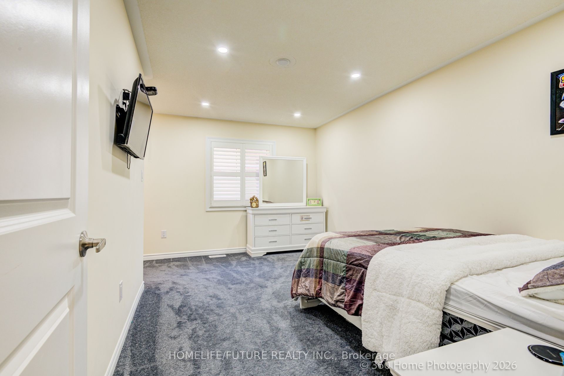 42 Samuel Crescent Property Photo 21