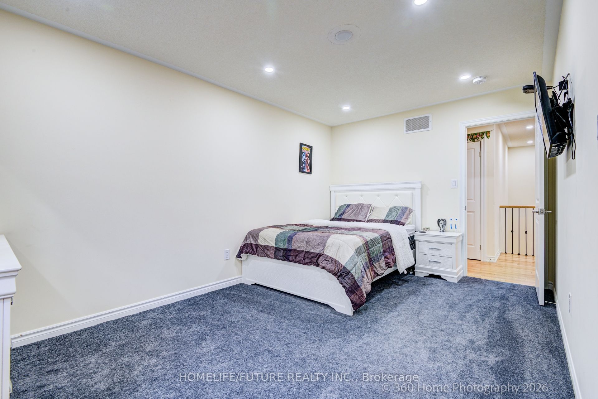 42 Samuel Crescent Property Photo 23