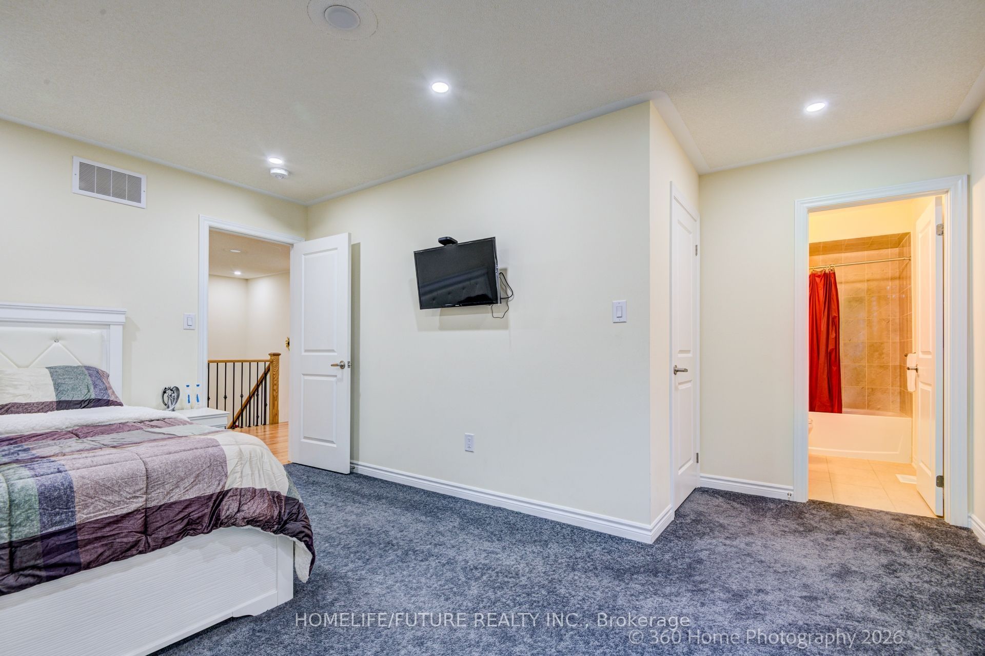 42 Samuel Crescent Property Photo 24