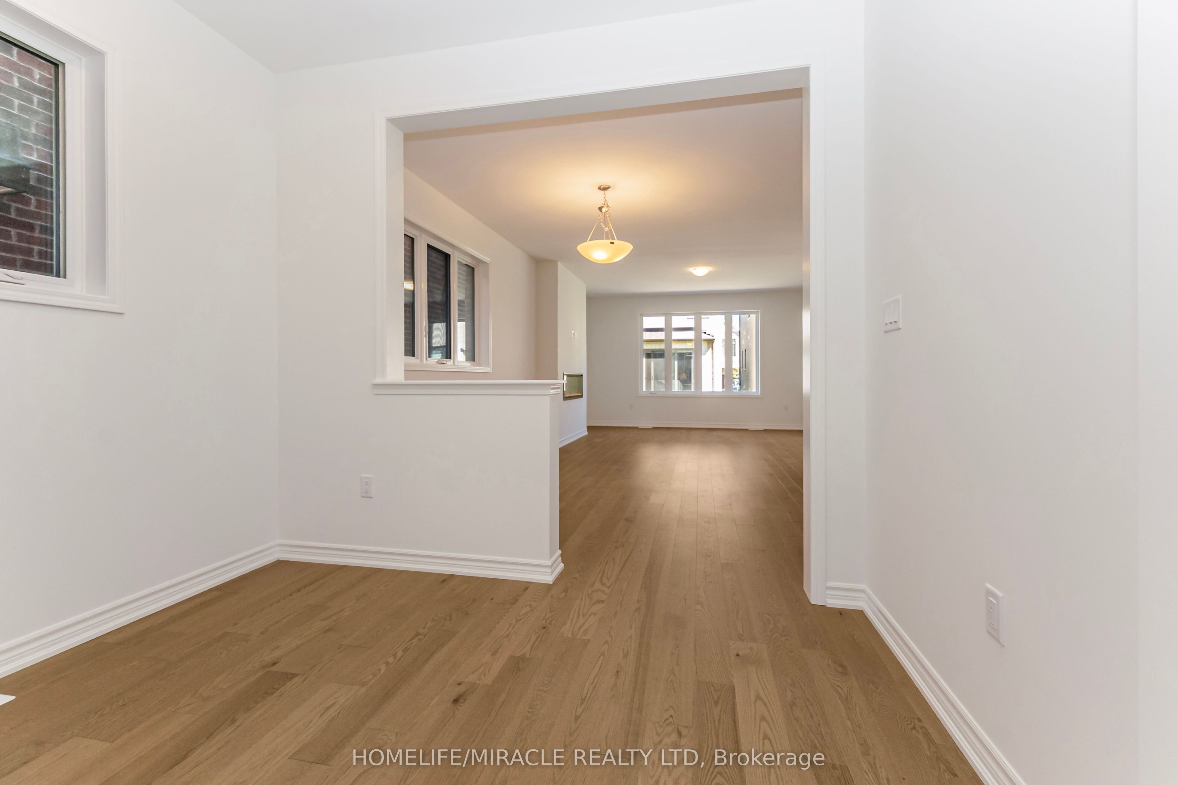 54 Gretzky Avenue Property Photo 6