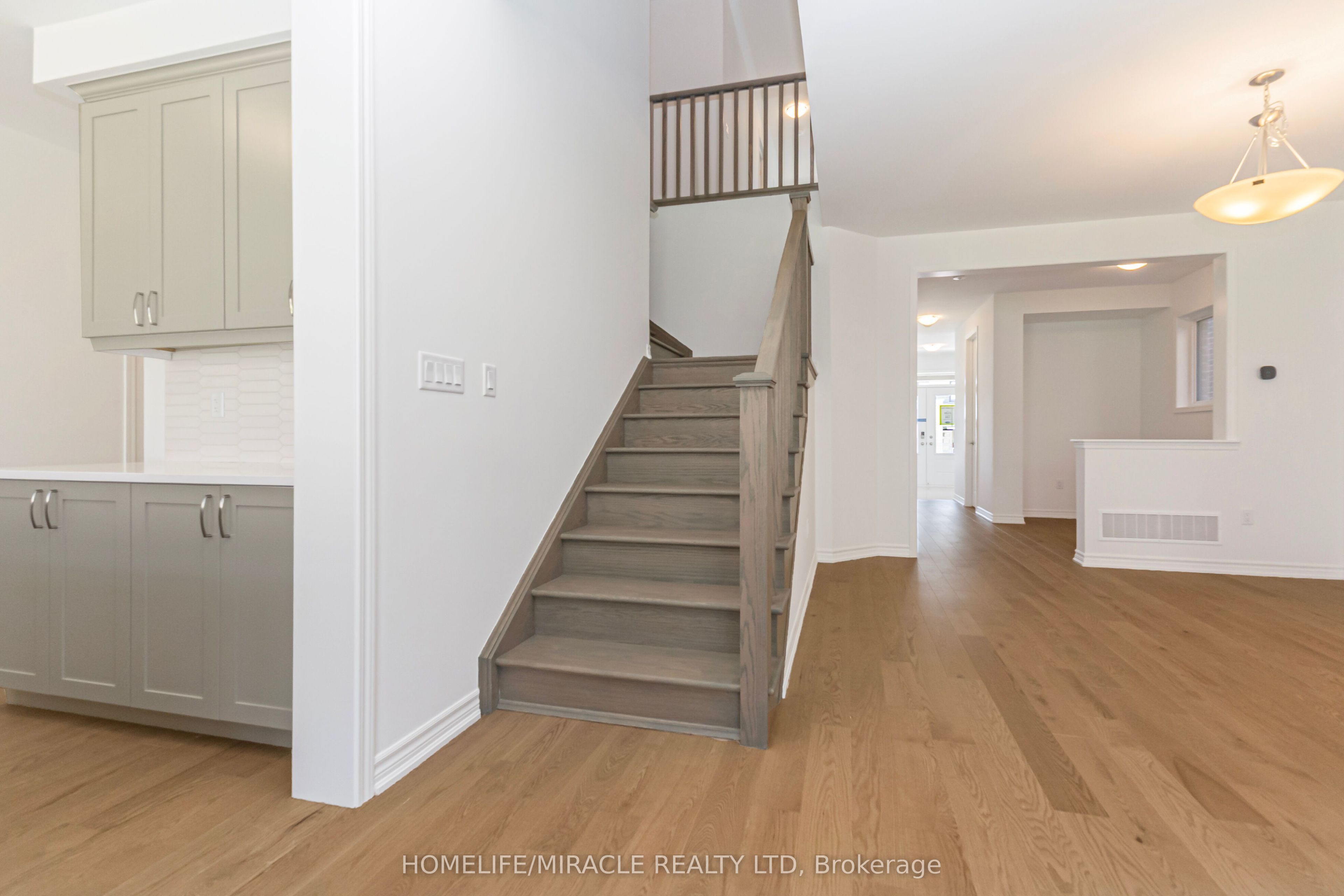 54 Gretzky Avenue Property Photo 18