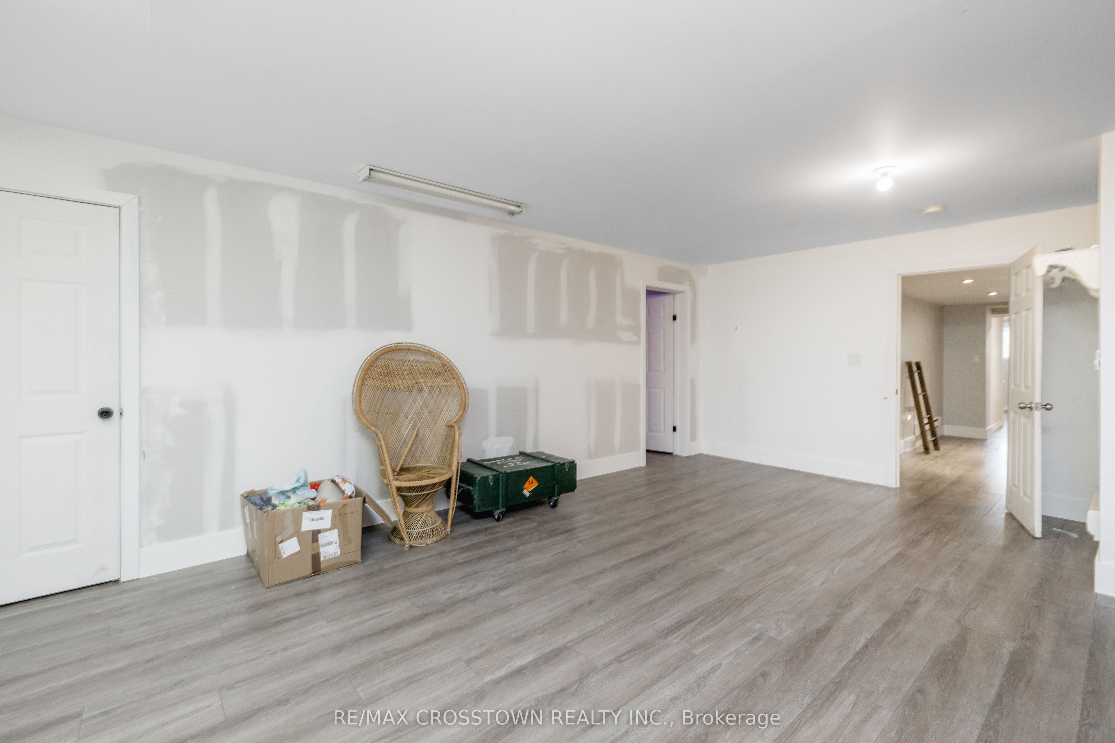 4454 Rosalyn Drive Property Photo 45