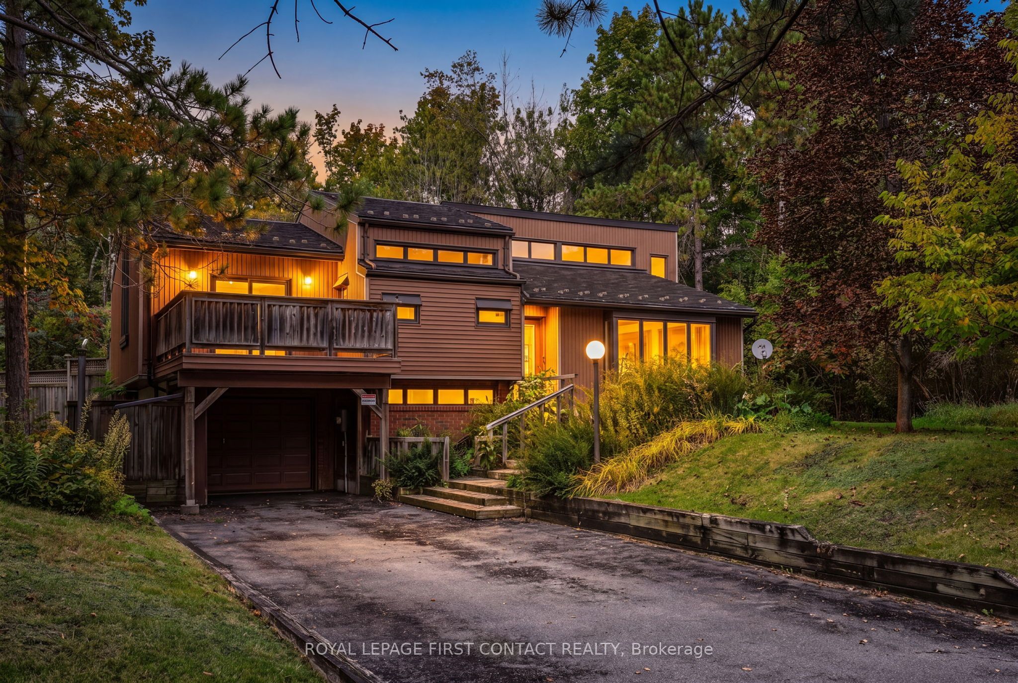 2 Briarwood Court Property Photo 1