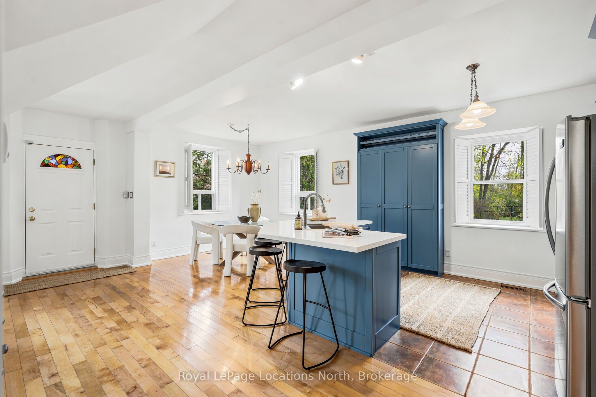 562 Cameron Street Property Photo 10