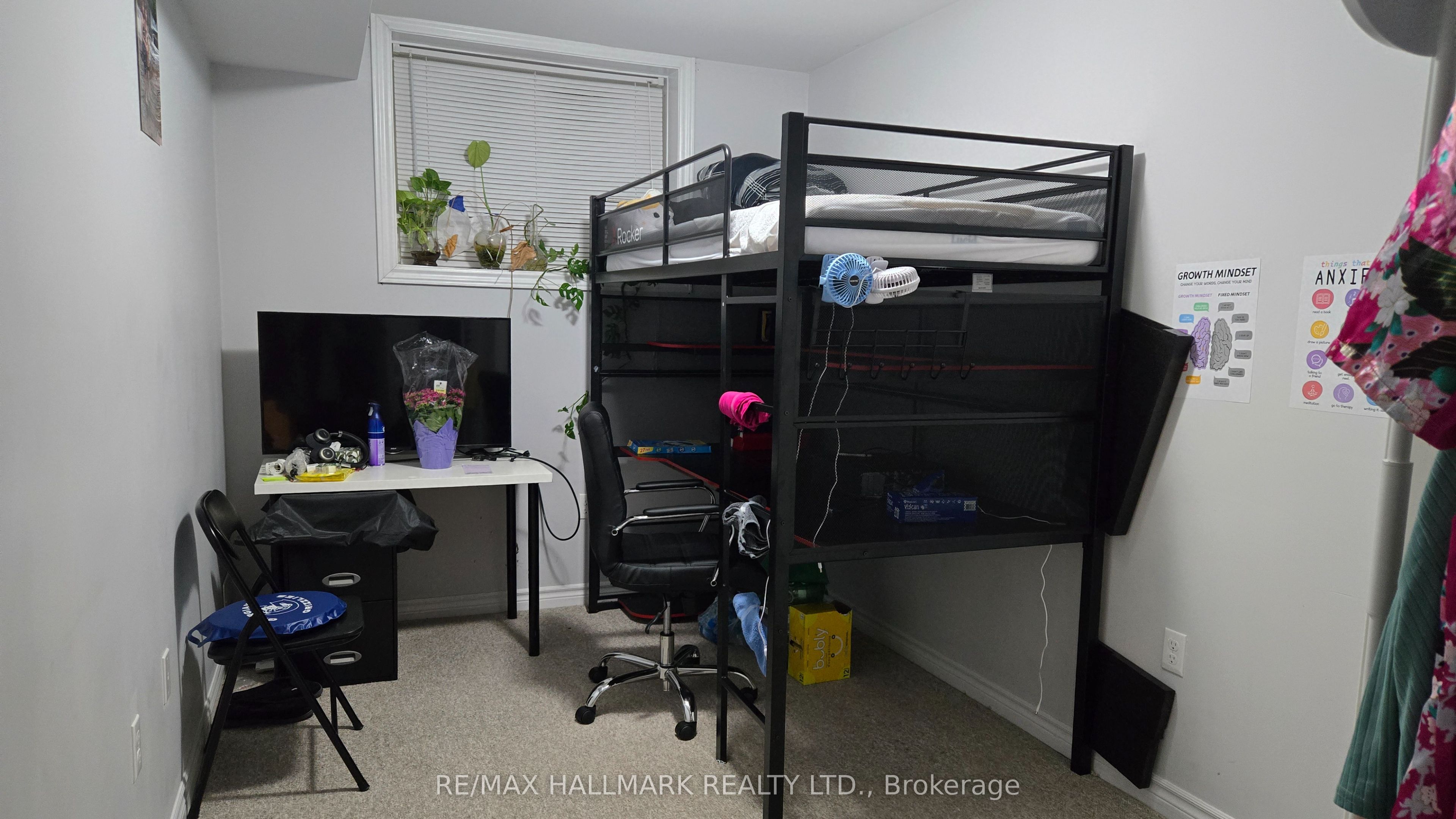 242 Penetanguishene Road 10 Property Photo 6