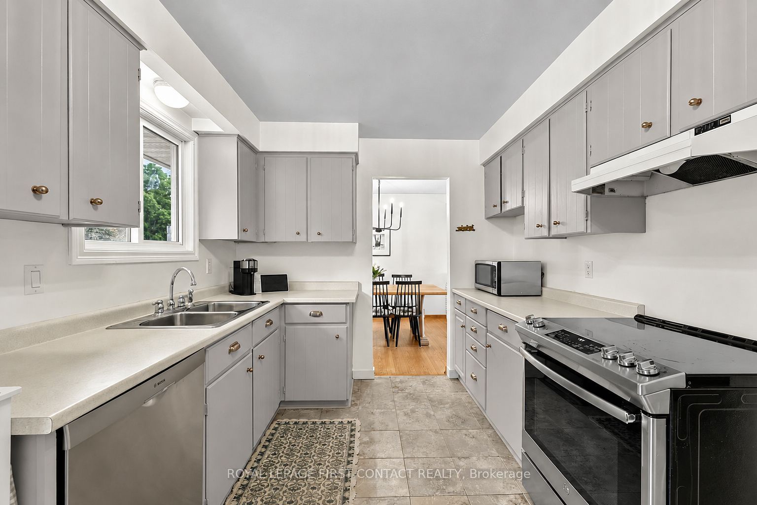 11 Maclaren Avenue Property Photo 7