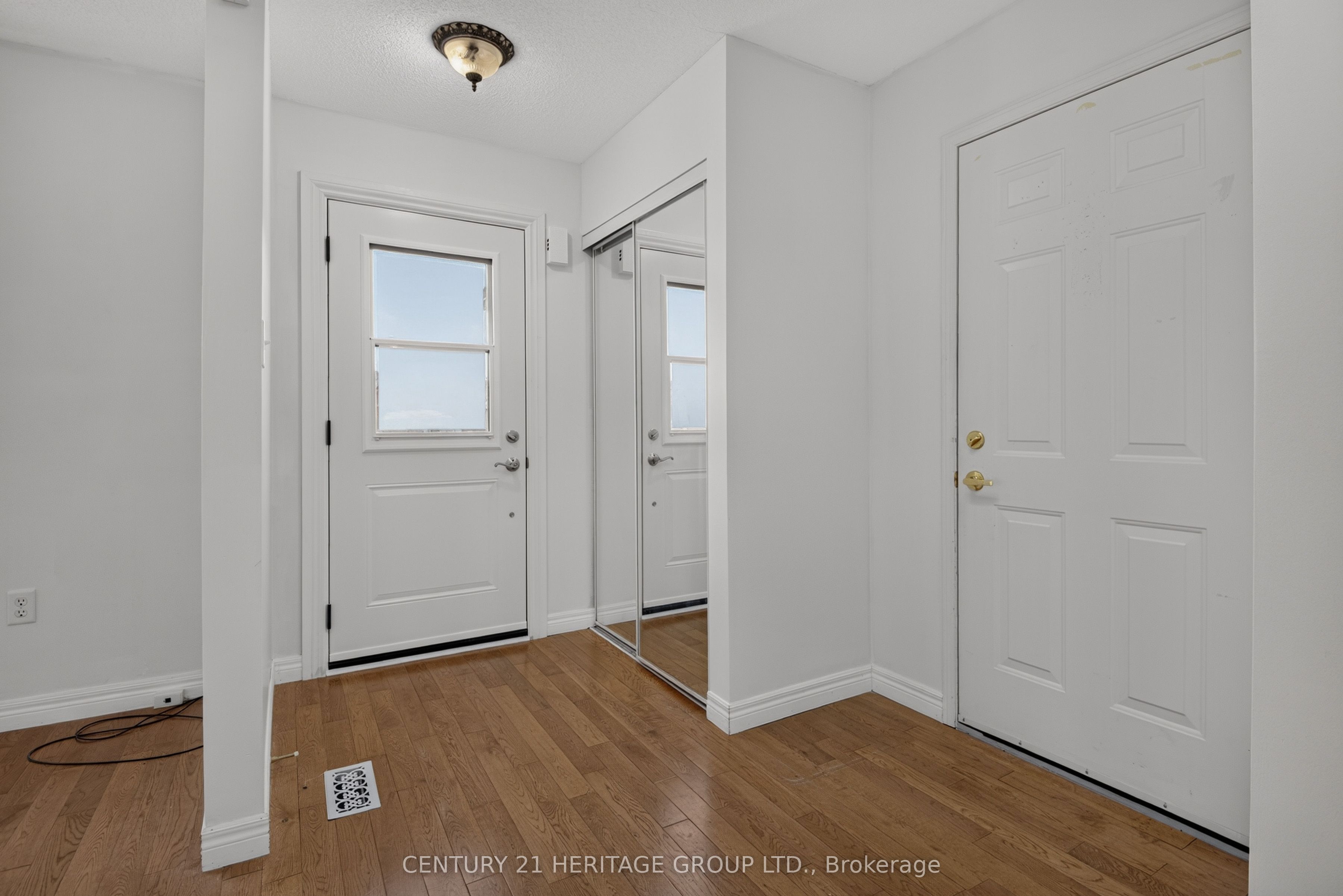 162 Madelaine Drive Property Photo 4