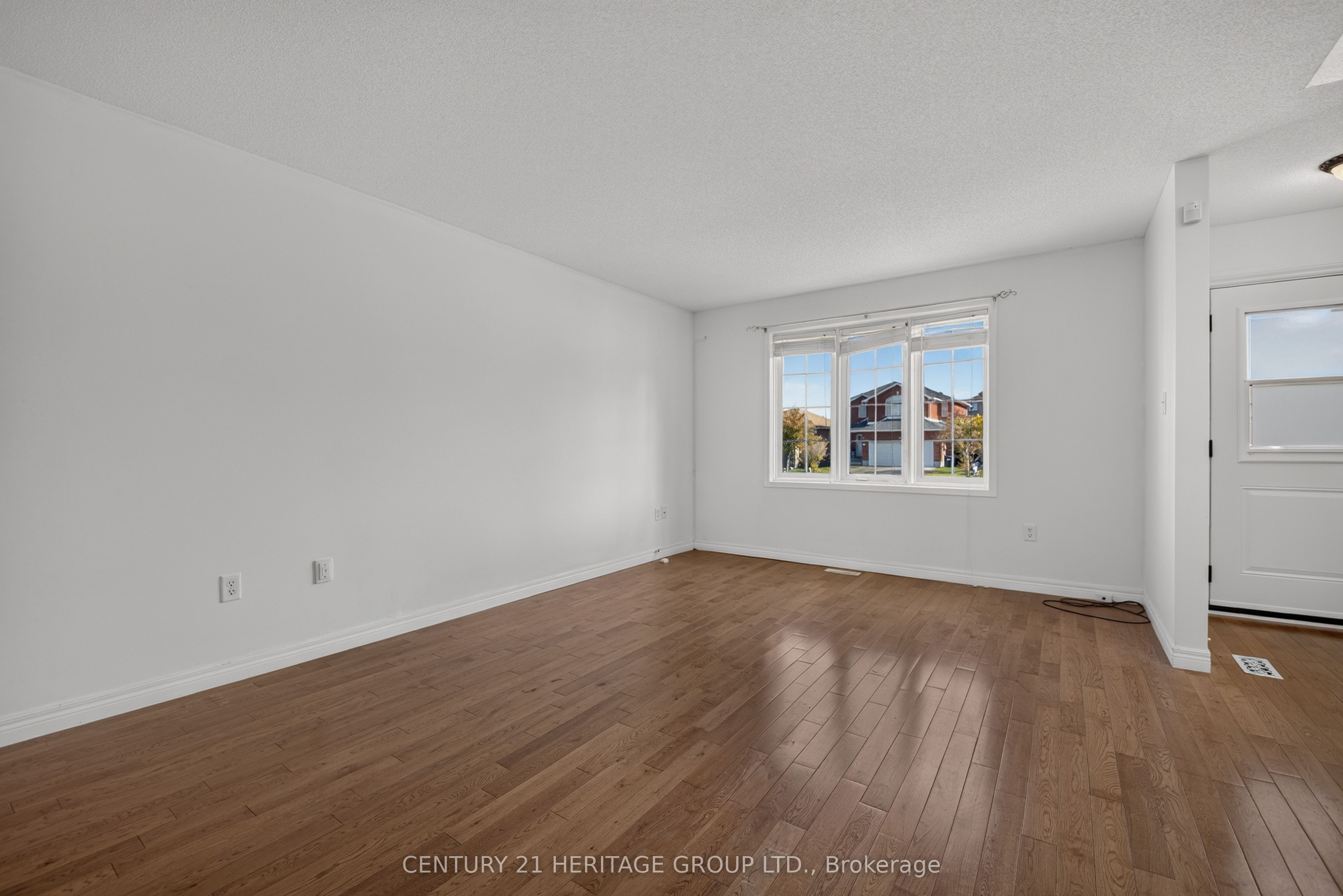 162 Madelaine Drive Property Photo 7