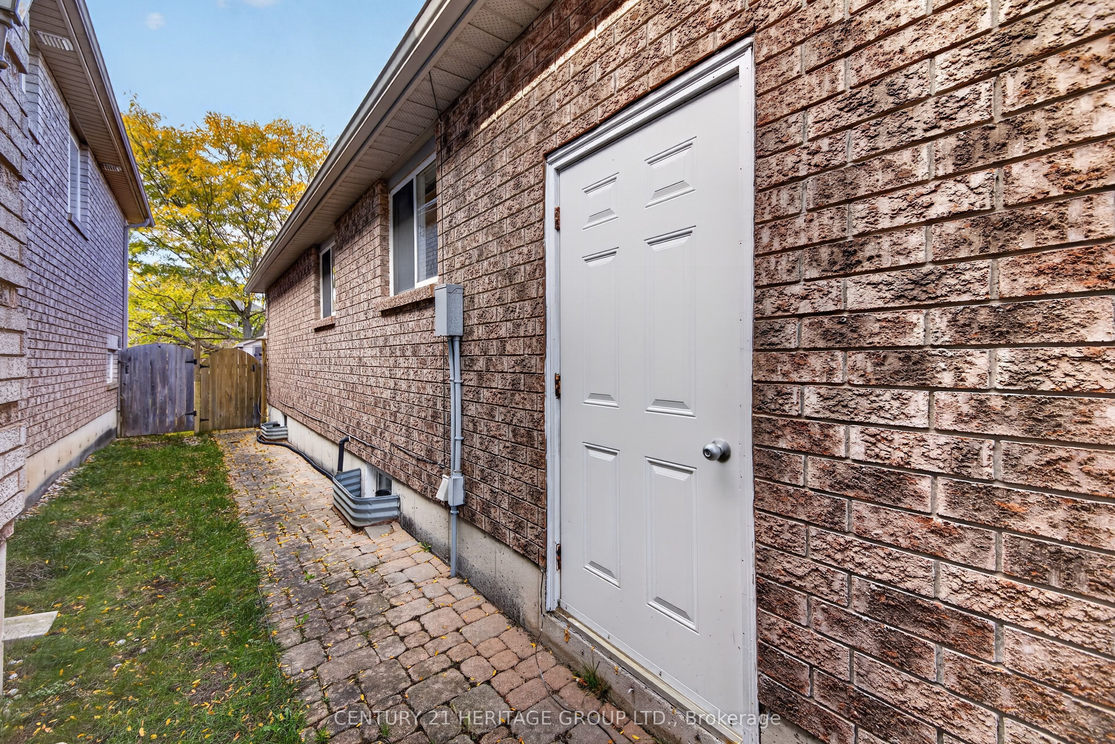 162 Madelaine Drive Property Photo 38