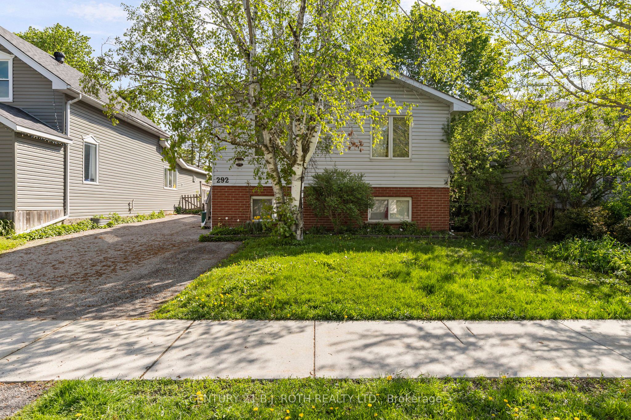 292 Millard Street Property Photo 1