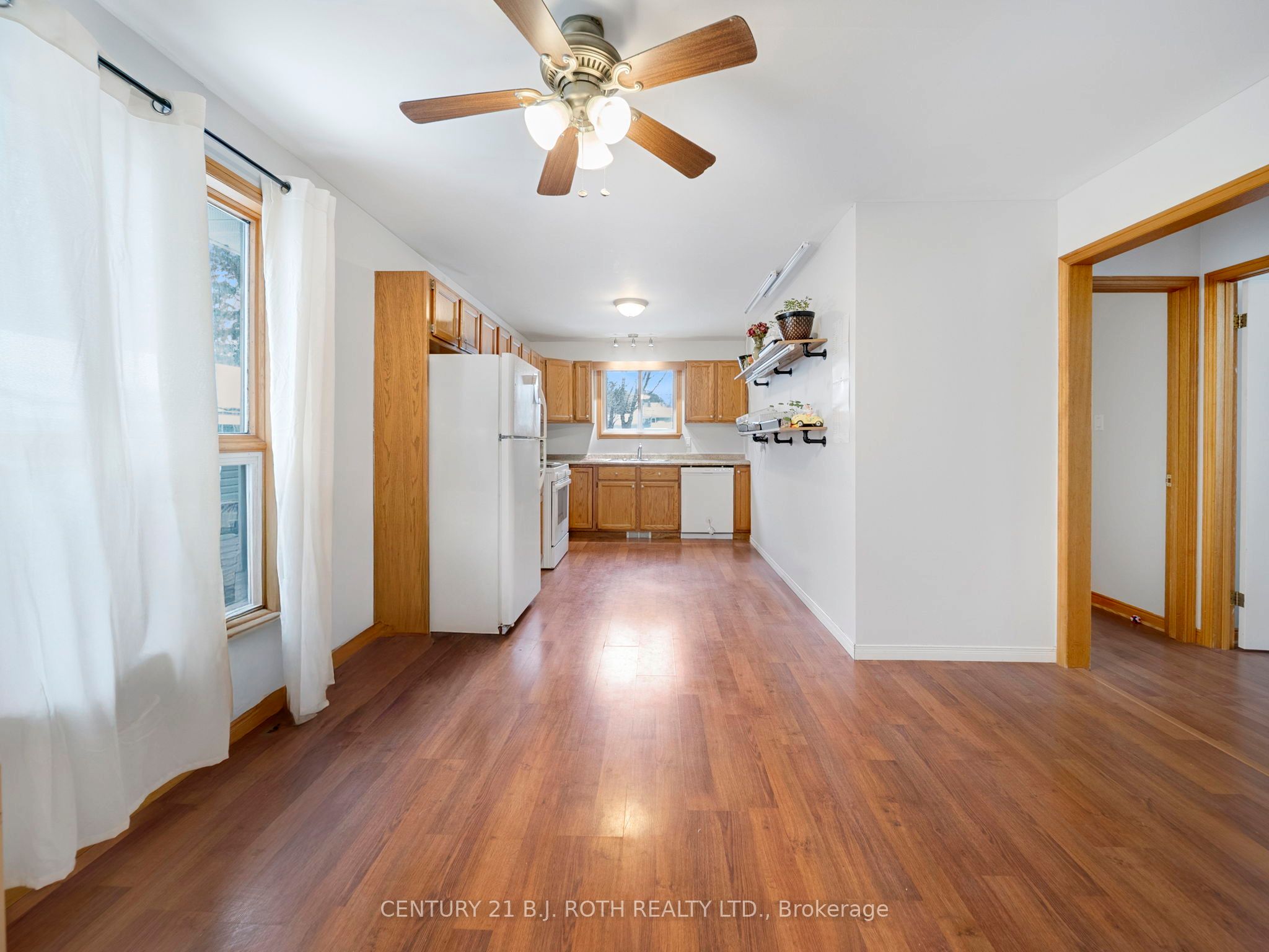 292 Millard Street Property Photo 5