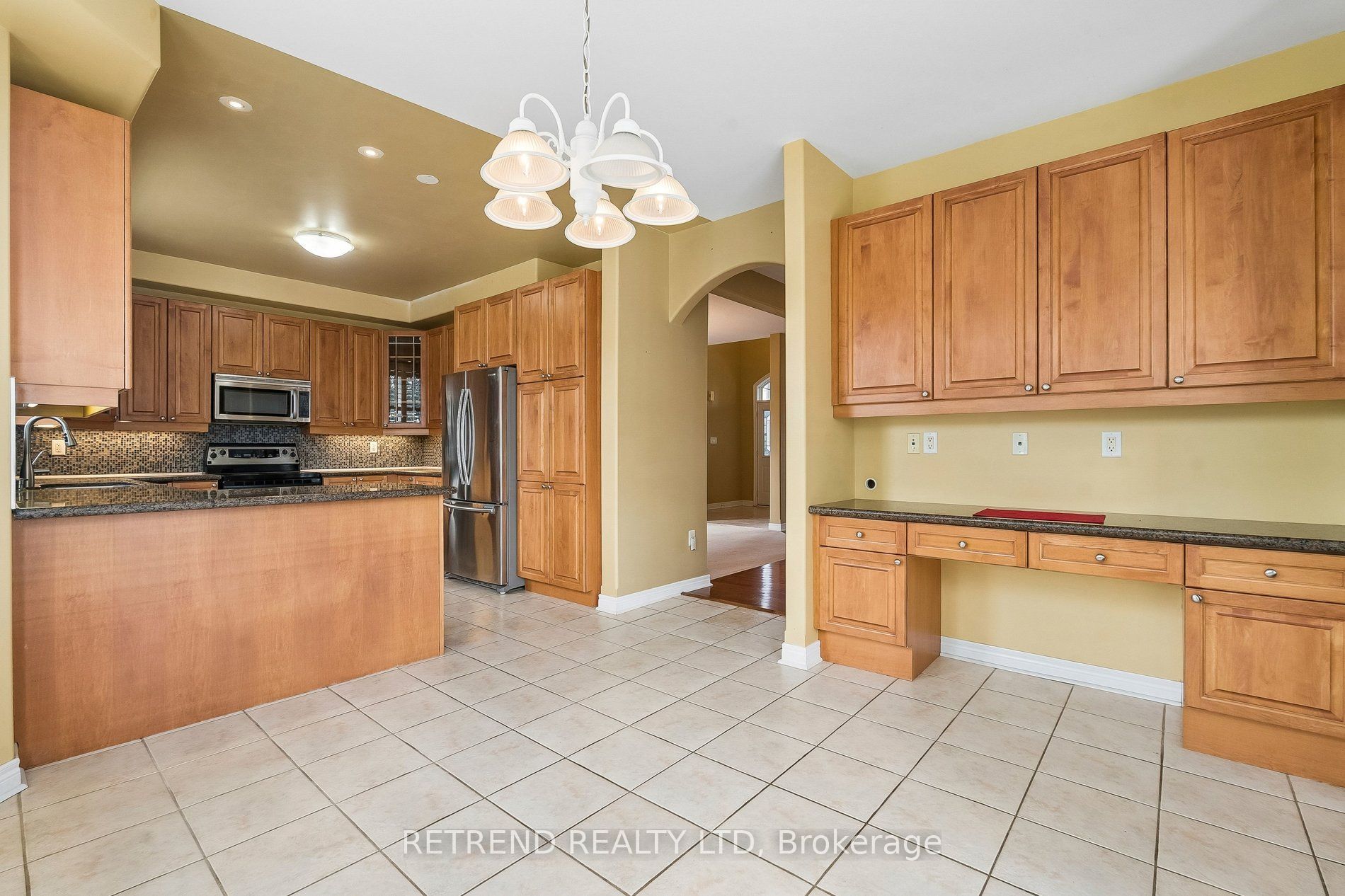 36 Sandringham Drive Property Photo 10