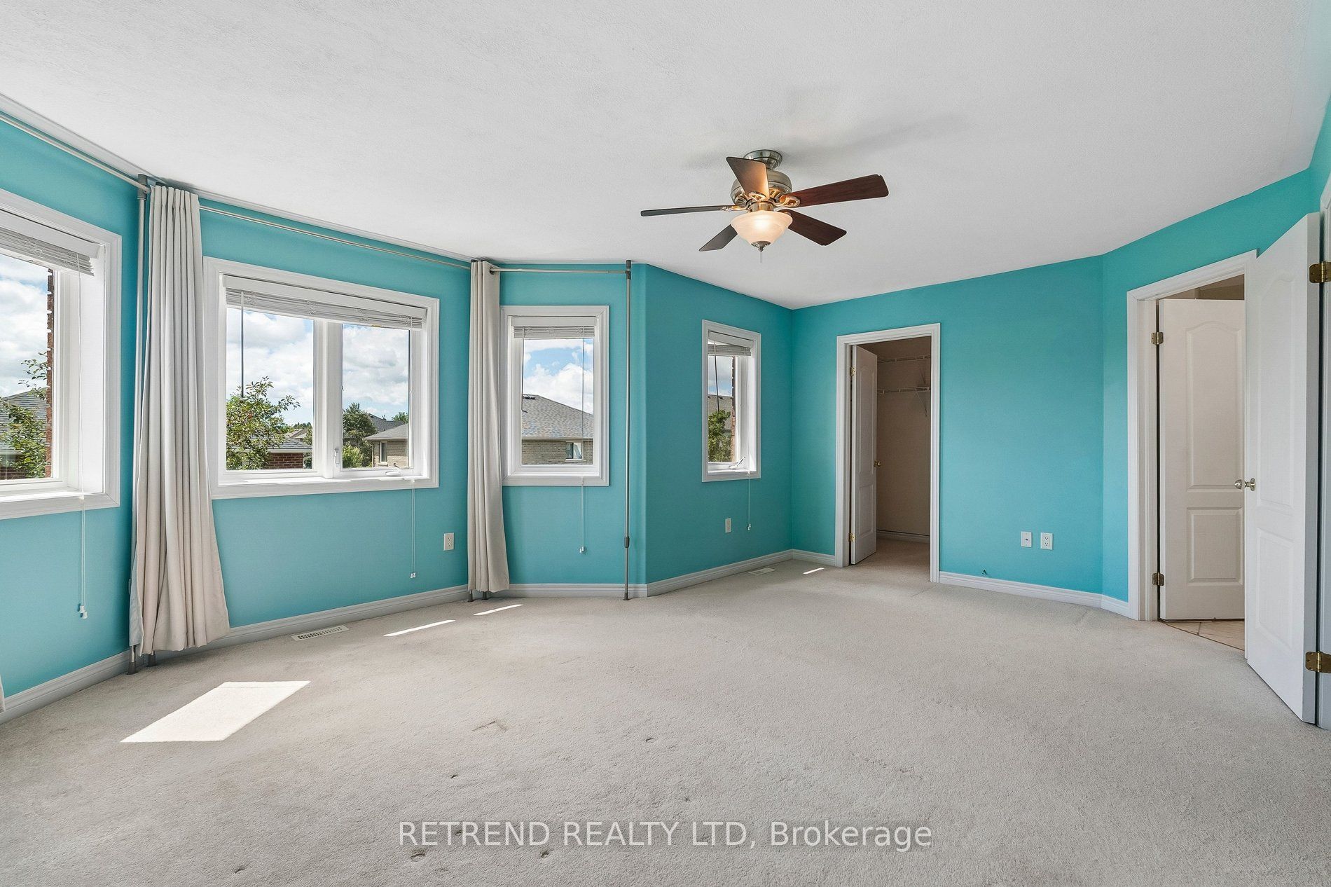 36 Sandringham Drive Property Photo 22