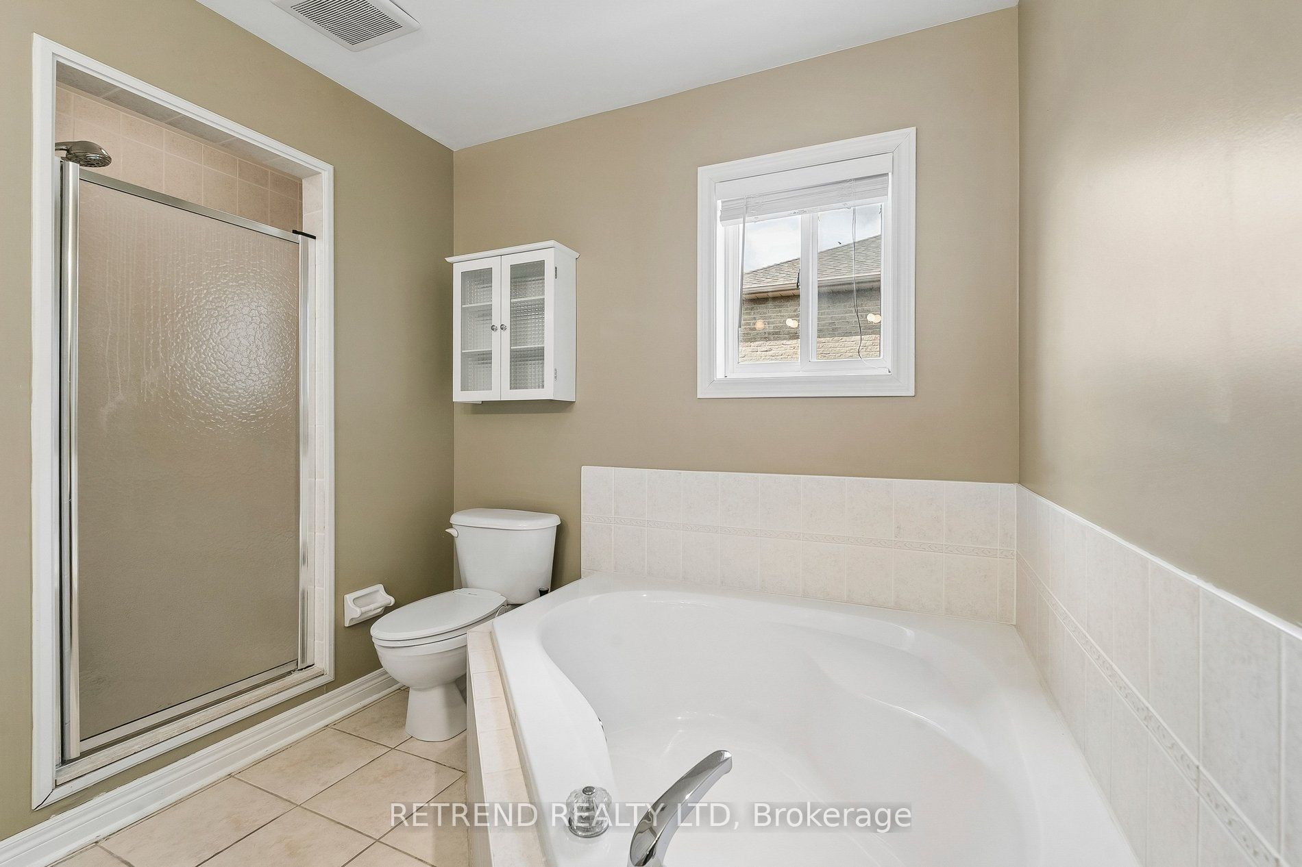 36 Sandringham Drive Property Photo 24