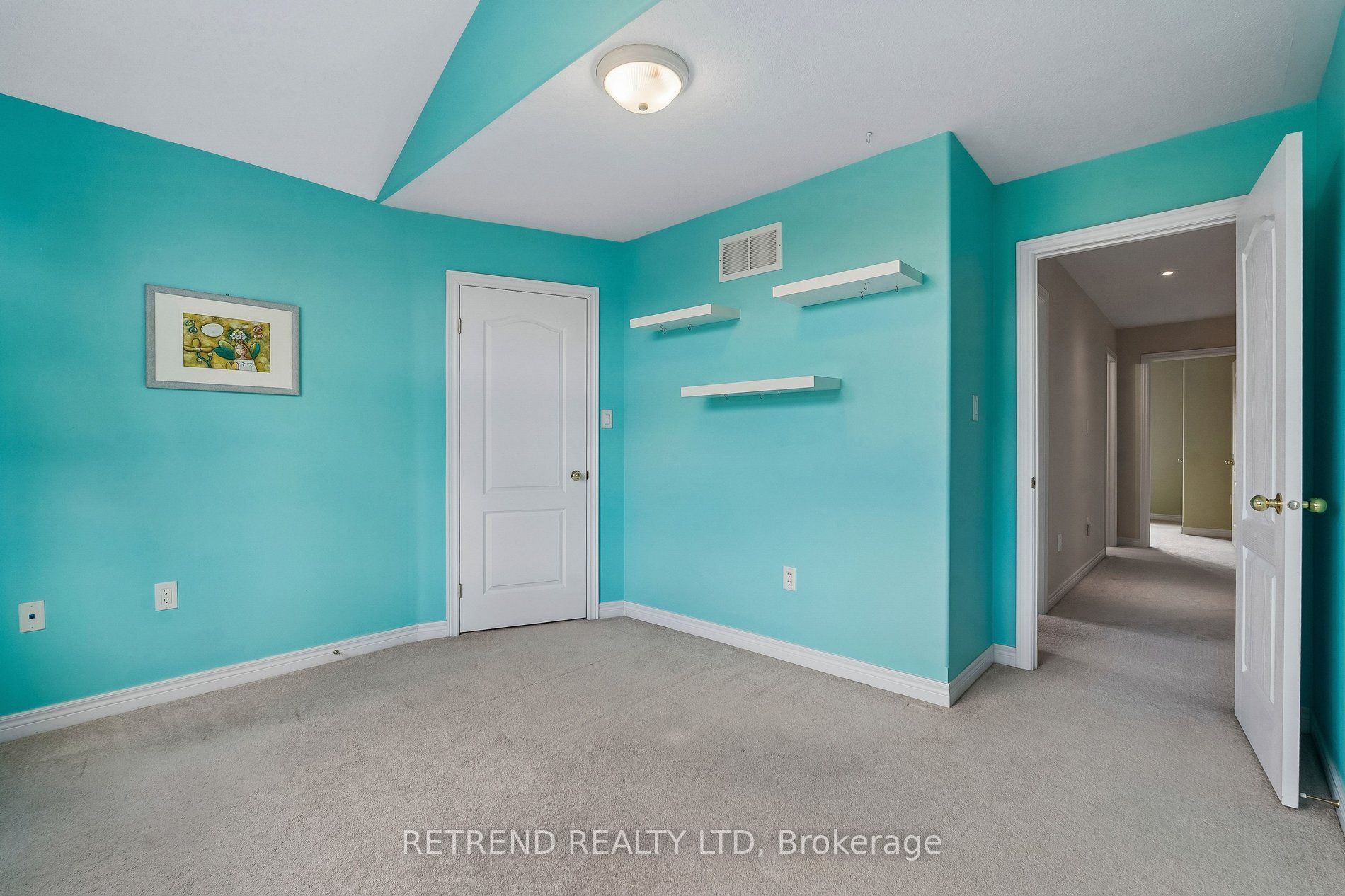 36 Sandringham Drive Property Photo 29