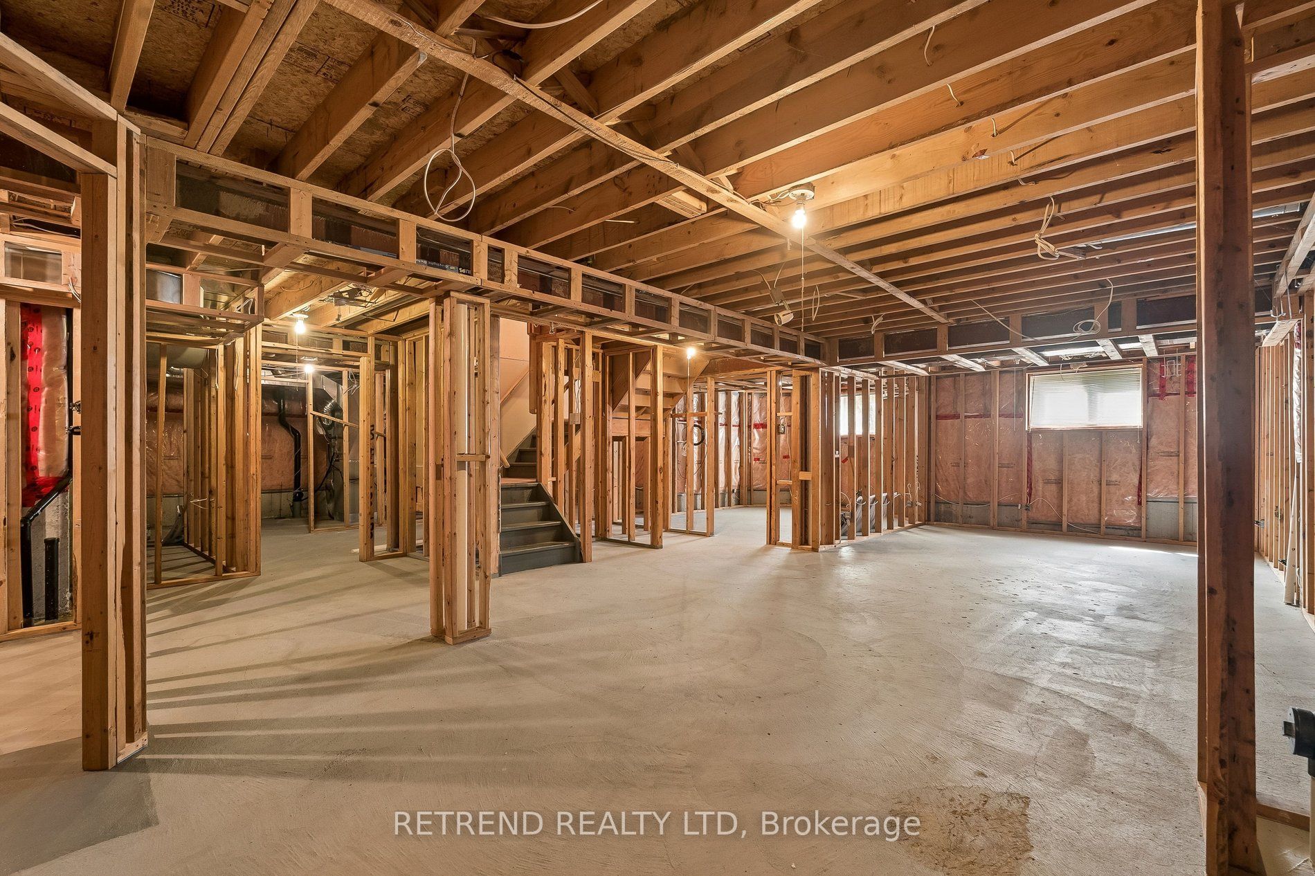 36 Sandringham Drive Property Photo 37
