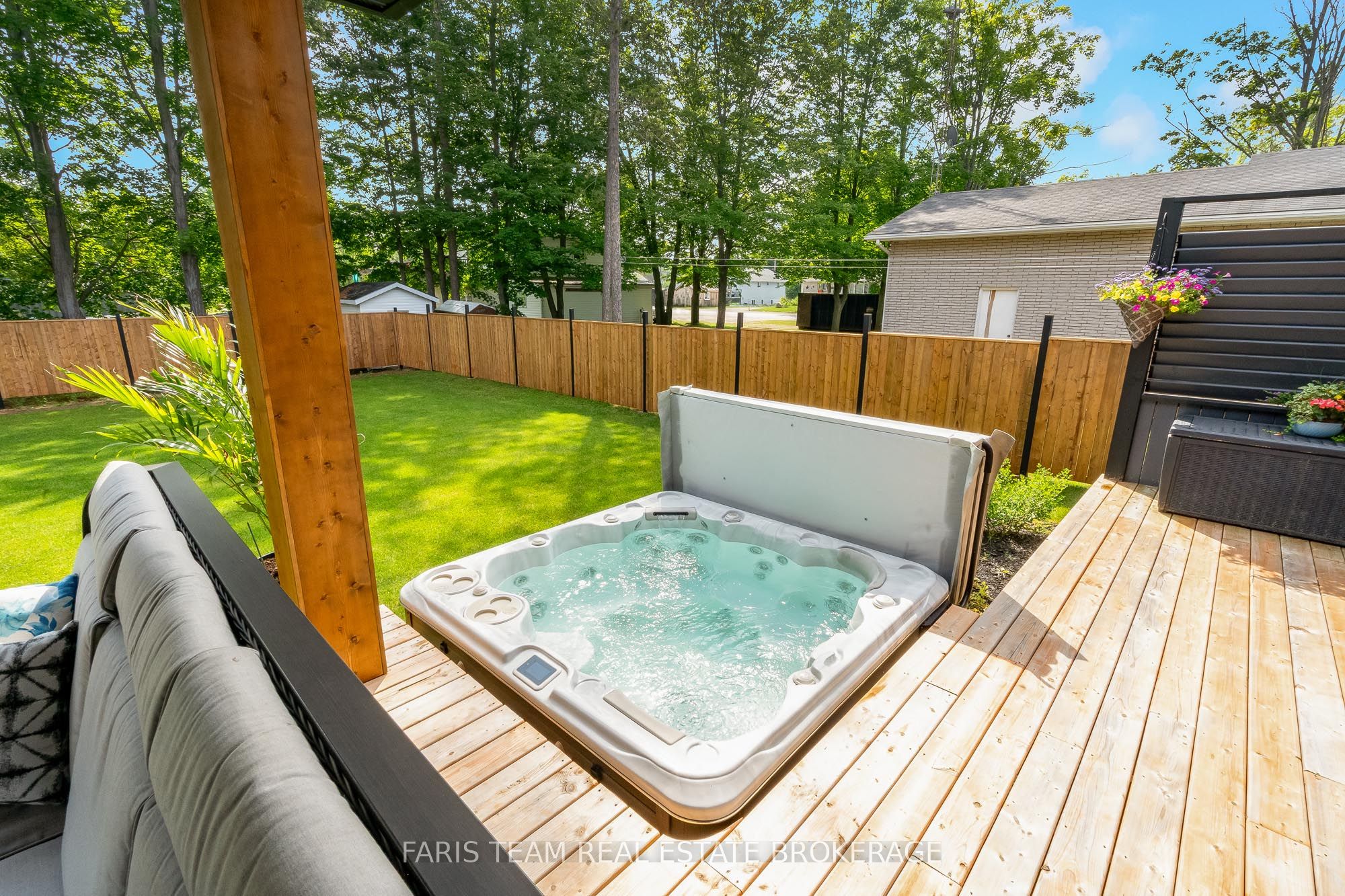 7 Reynolds Road Property Photo 42