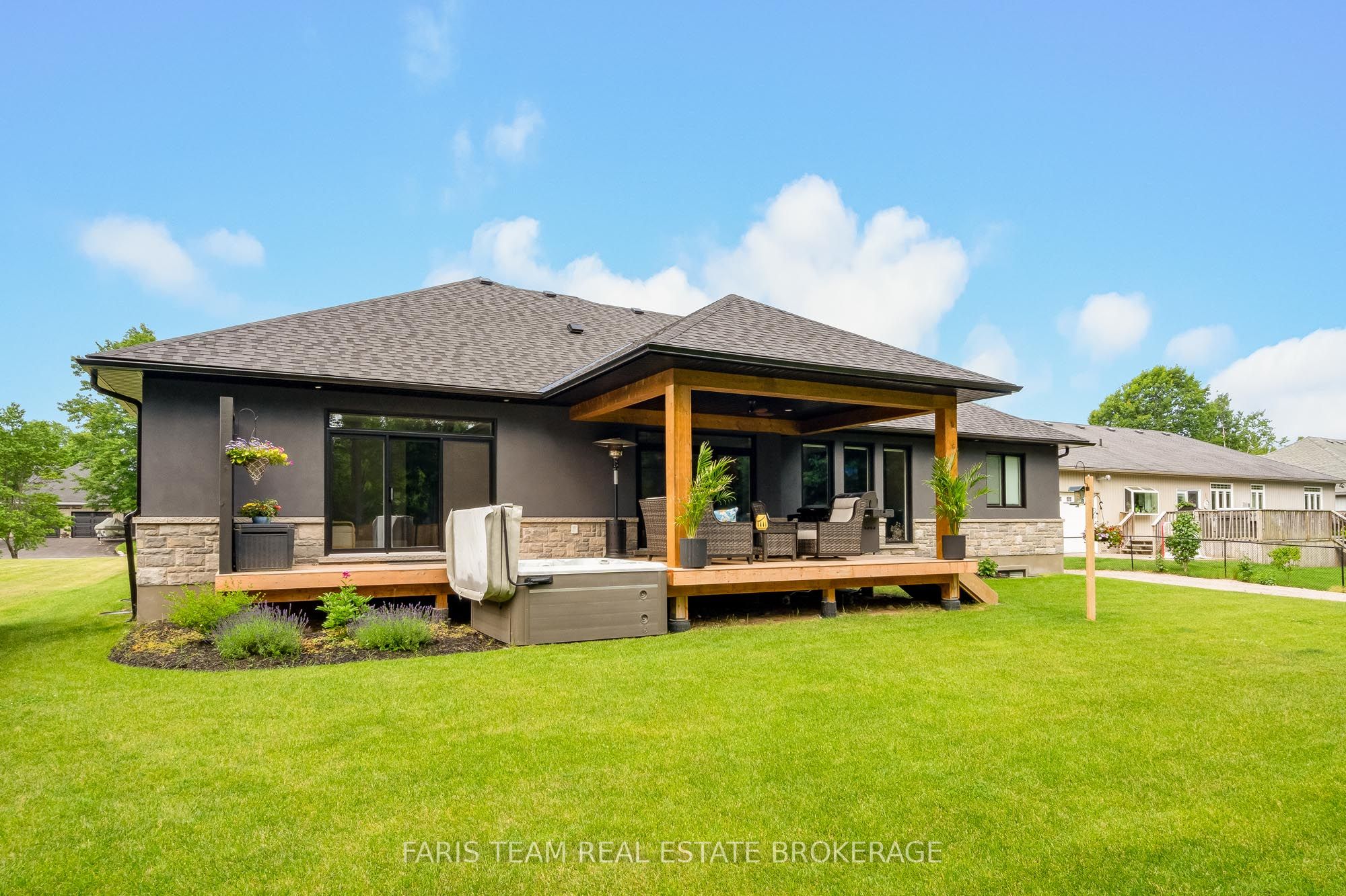 7 Reynolds Road Property Photo 44