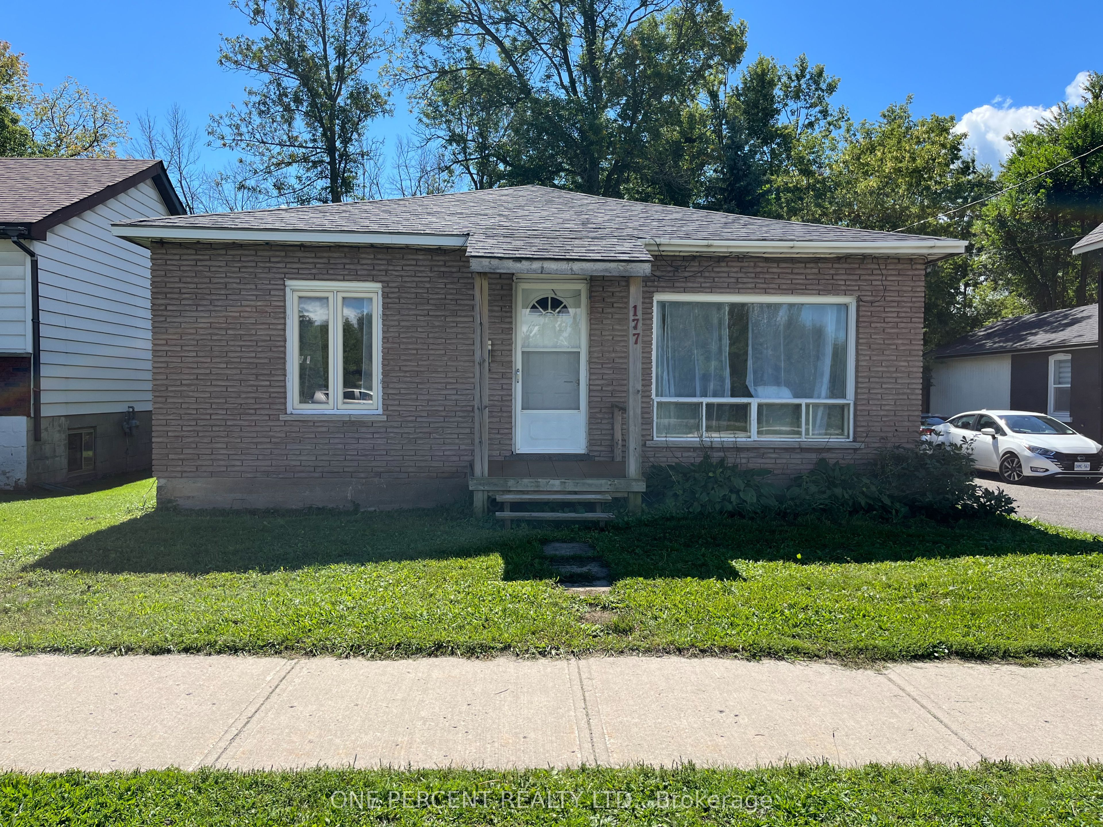 177 Atherley Road Property Photo 4