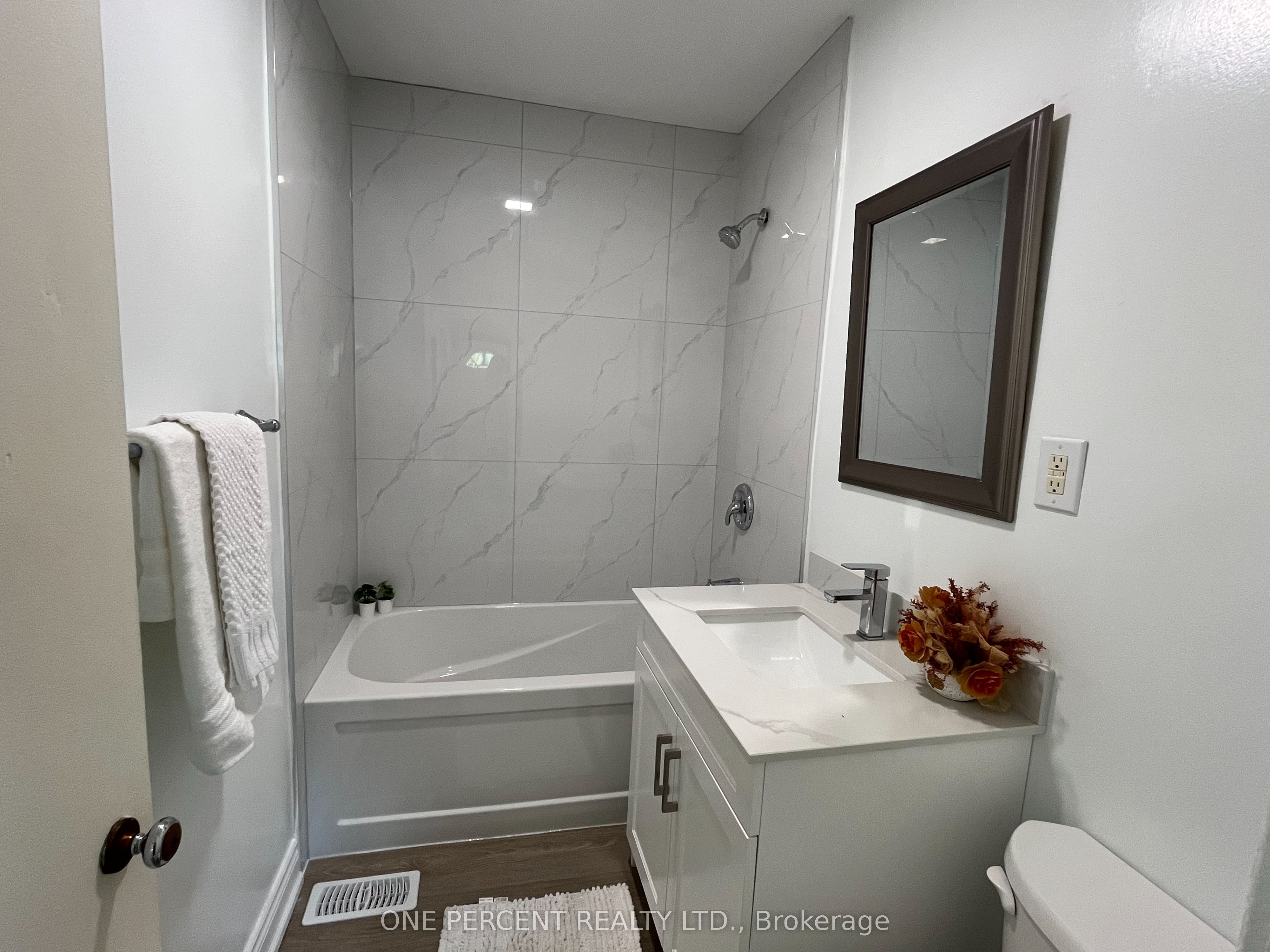 177 Atherley Road Property Photo 16