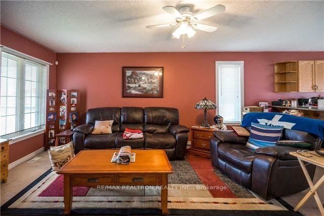 49 Hanmer Street E A Property Photo 2